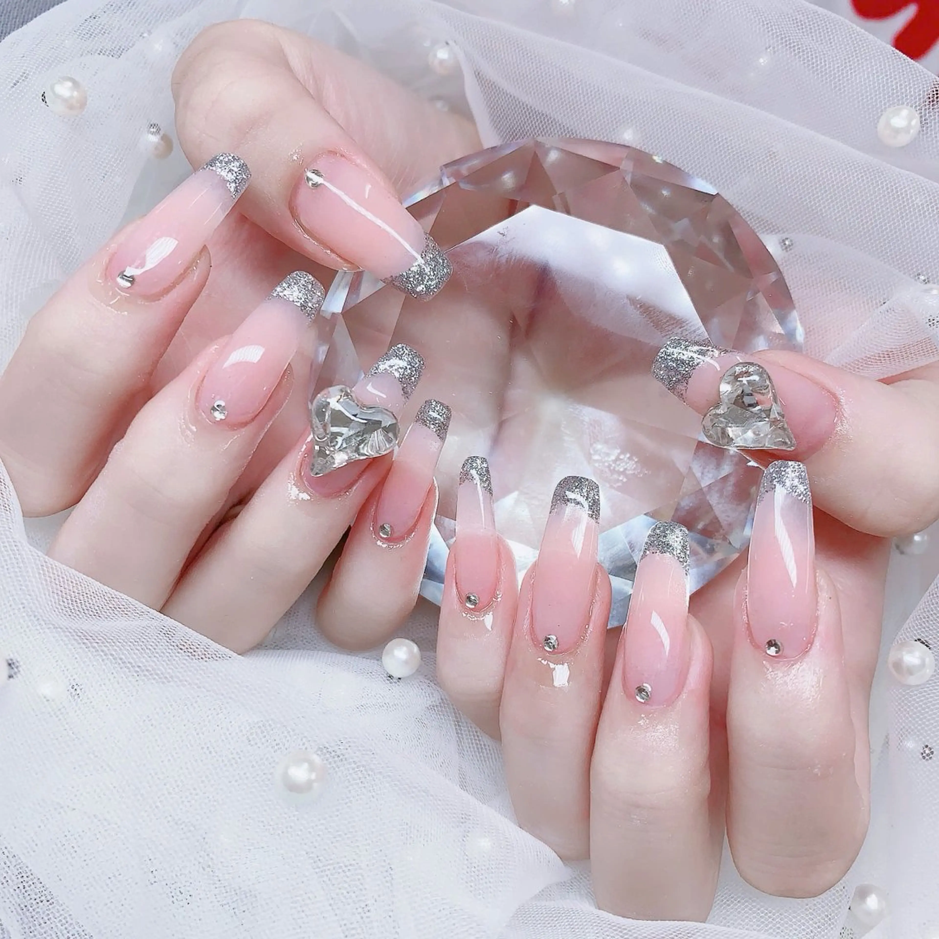 ネイル アートネイル クリアネイル フレンチネイル ガーリー キラキラネイル ハンドネイル モリ アユミのネイルデザイン