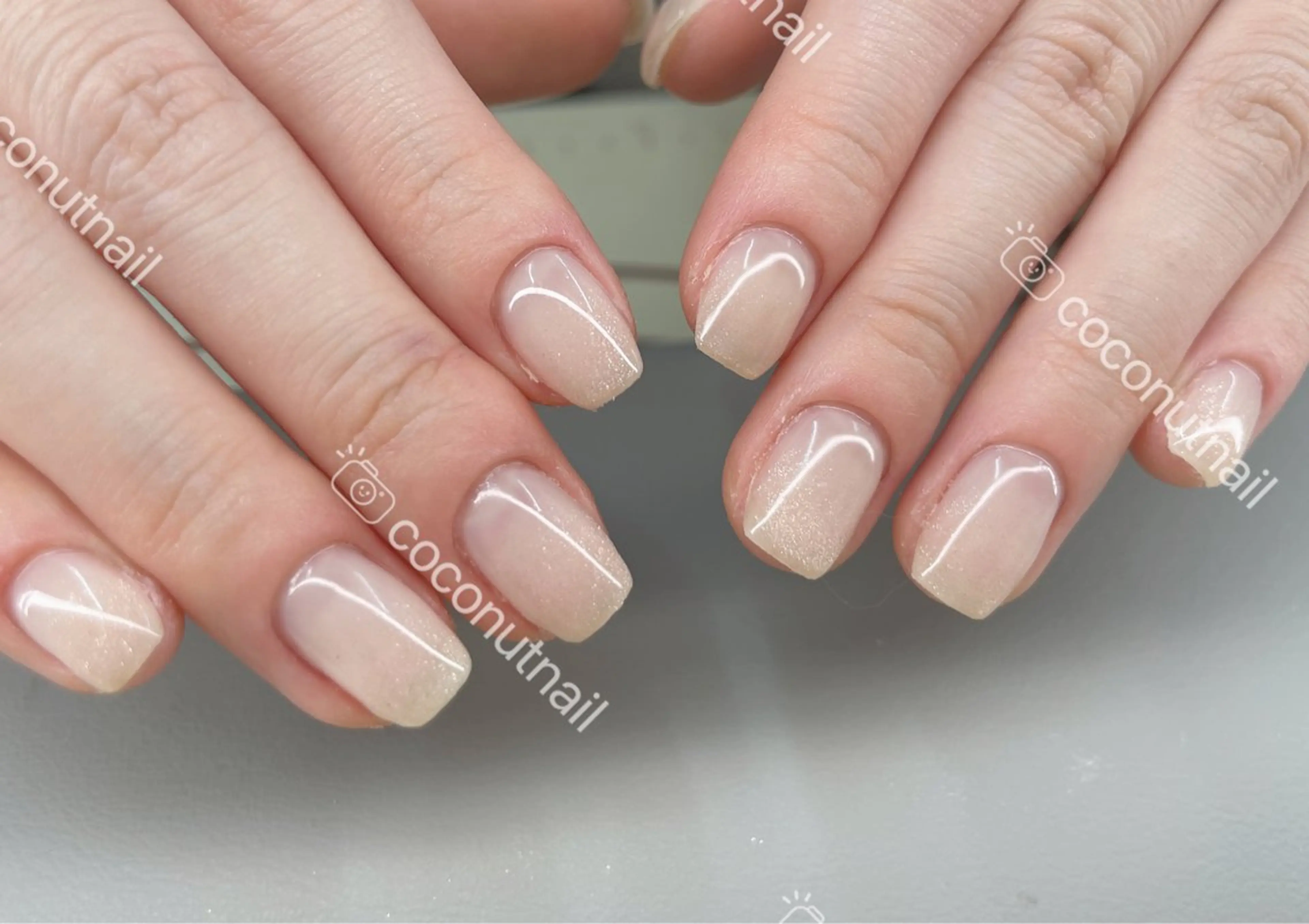 ネイル ハンドネイル 神田 ココナッツのネイルデザイン