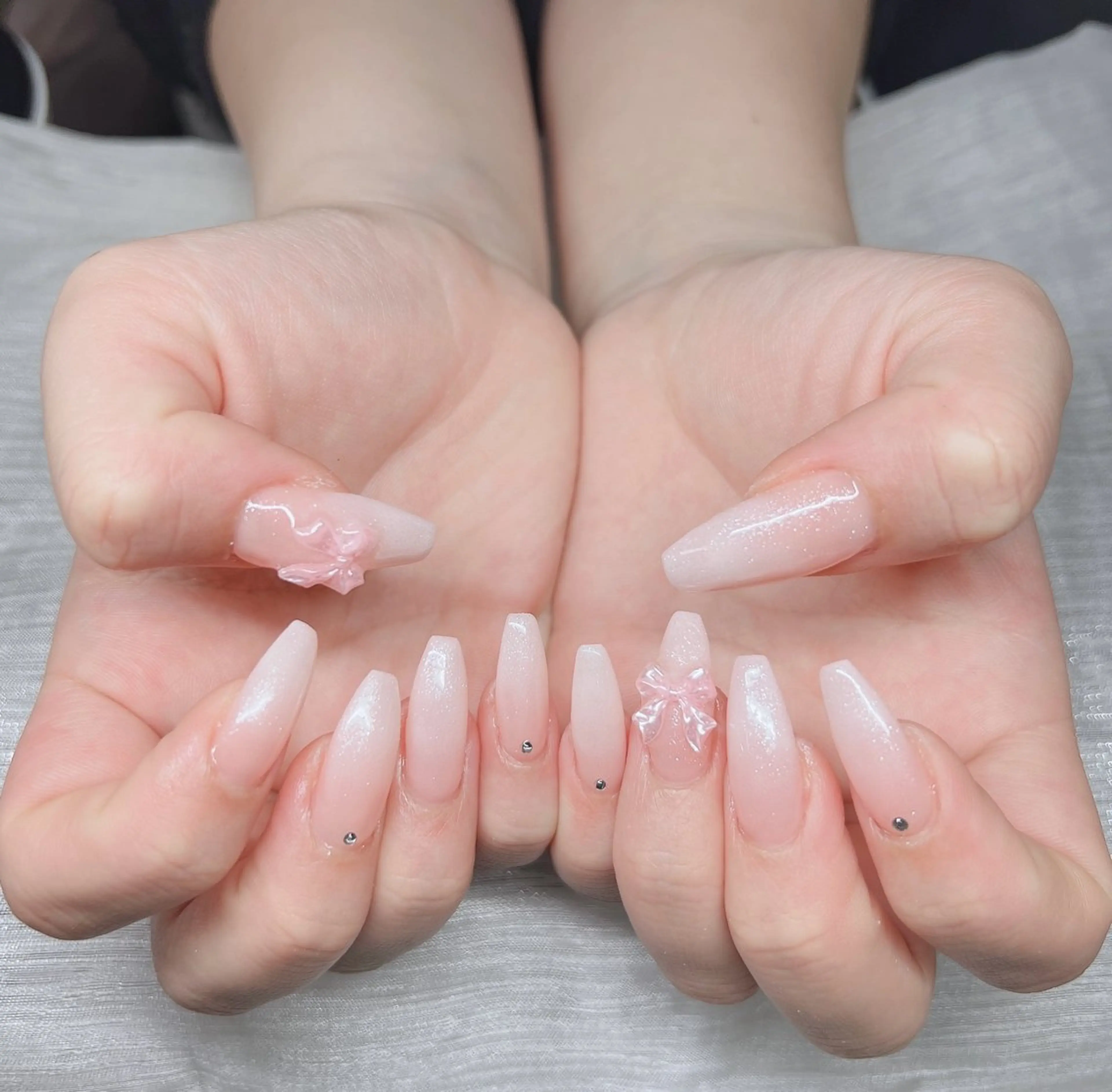 ネイル オーロラネイル チークネイル 長さ出し フットネイル フレンチネイル ハンドネイル Lee Nails チップ長さだし専門店のネイルデザイン