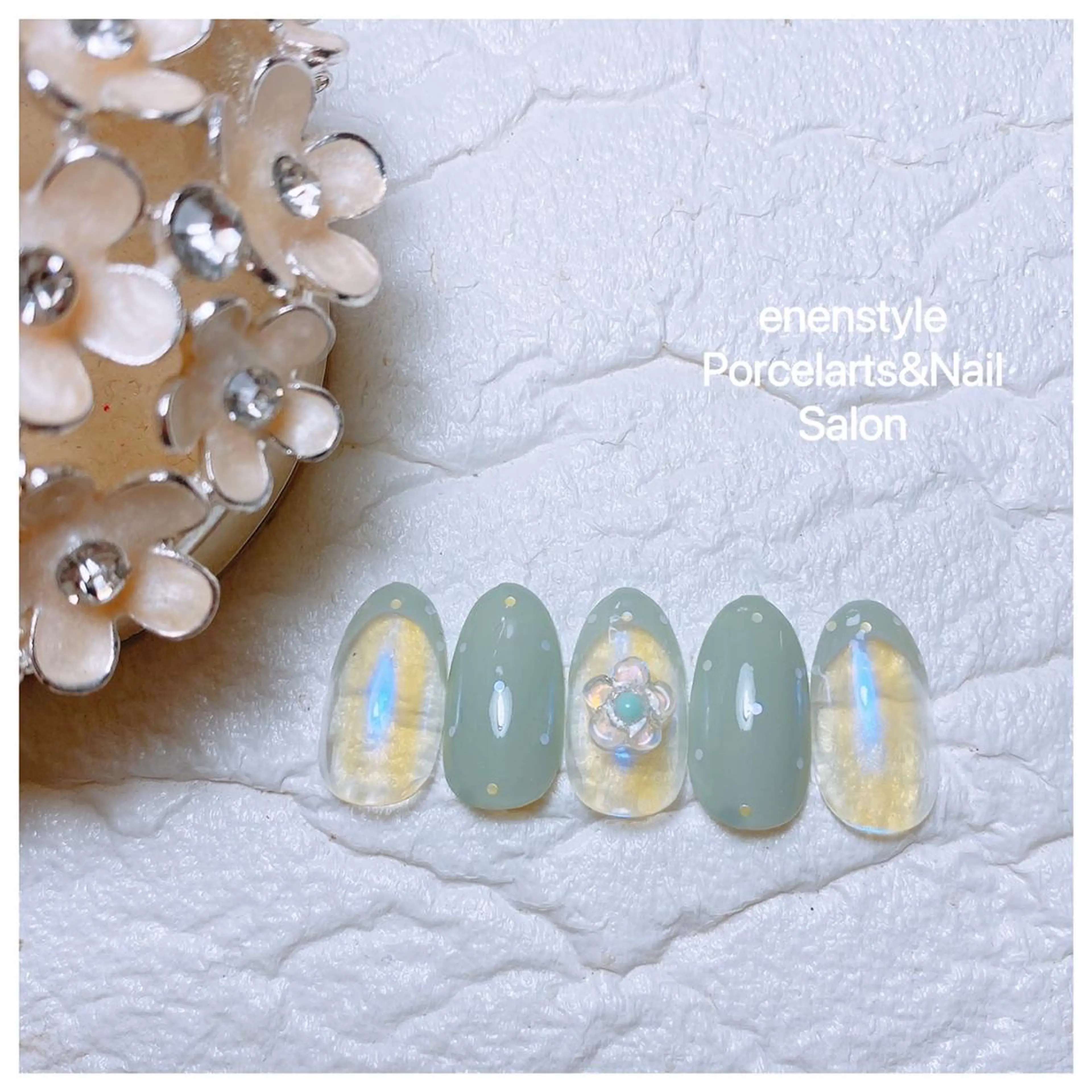 ミディアム ネイル 👑enen style👑のネイルデザイン