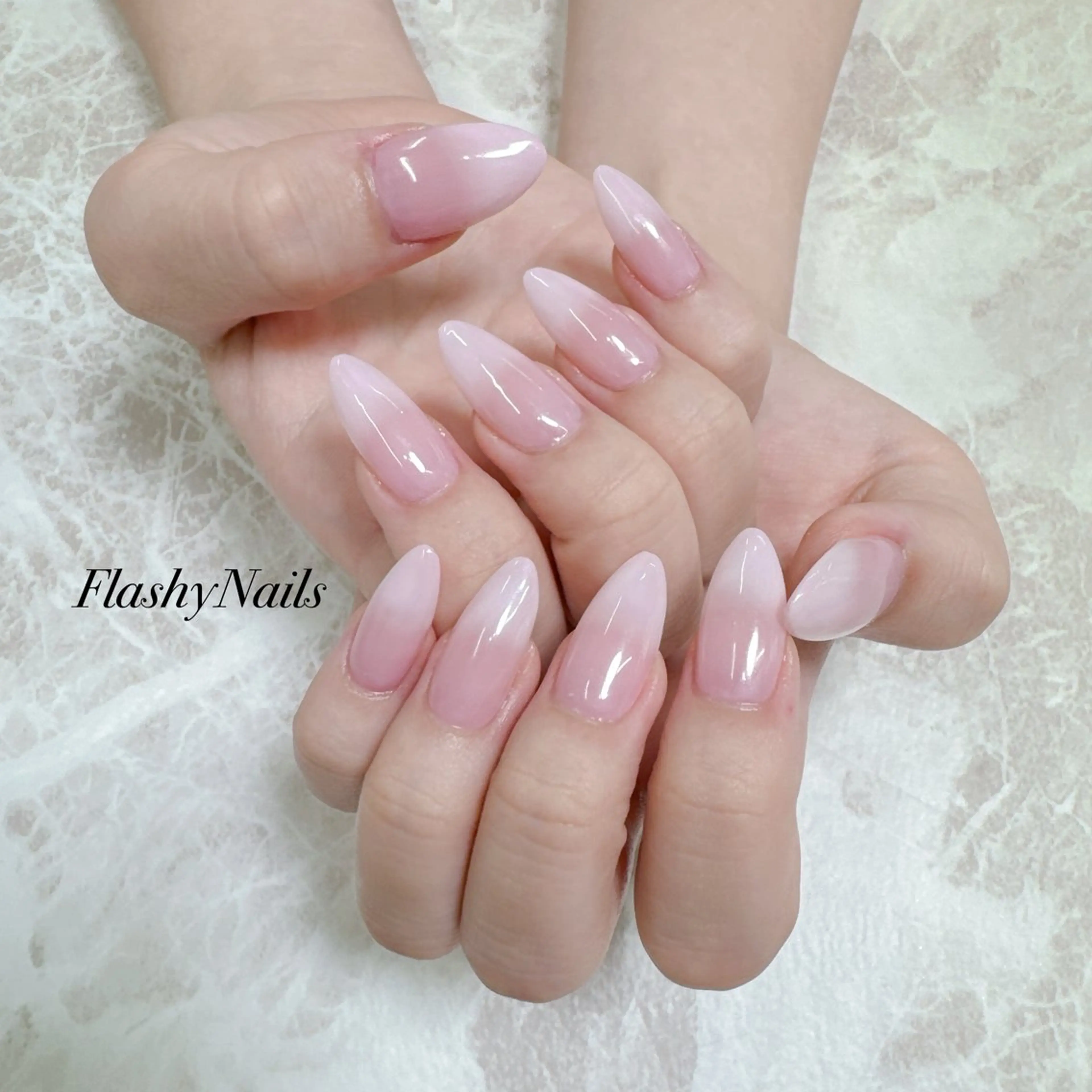 ネイル Flashy Nailsのネイルデザイン