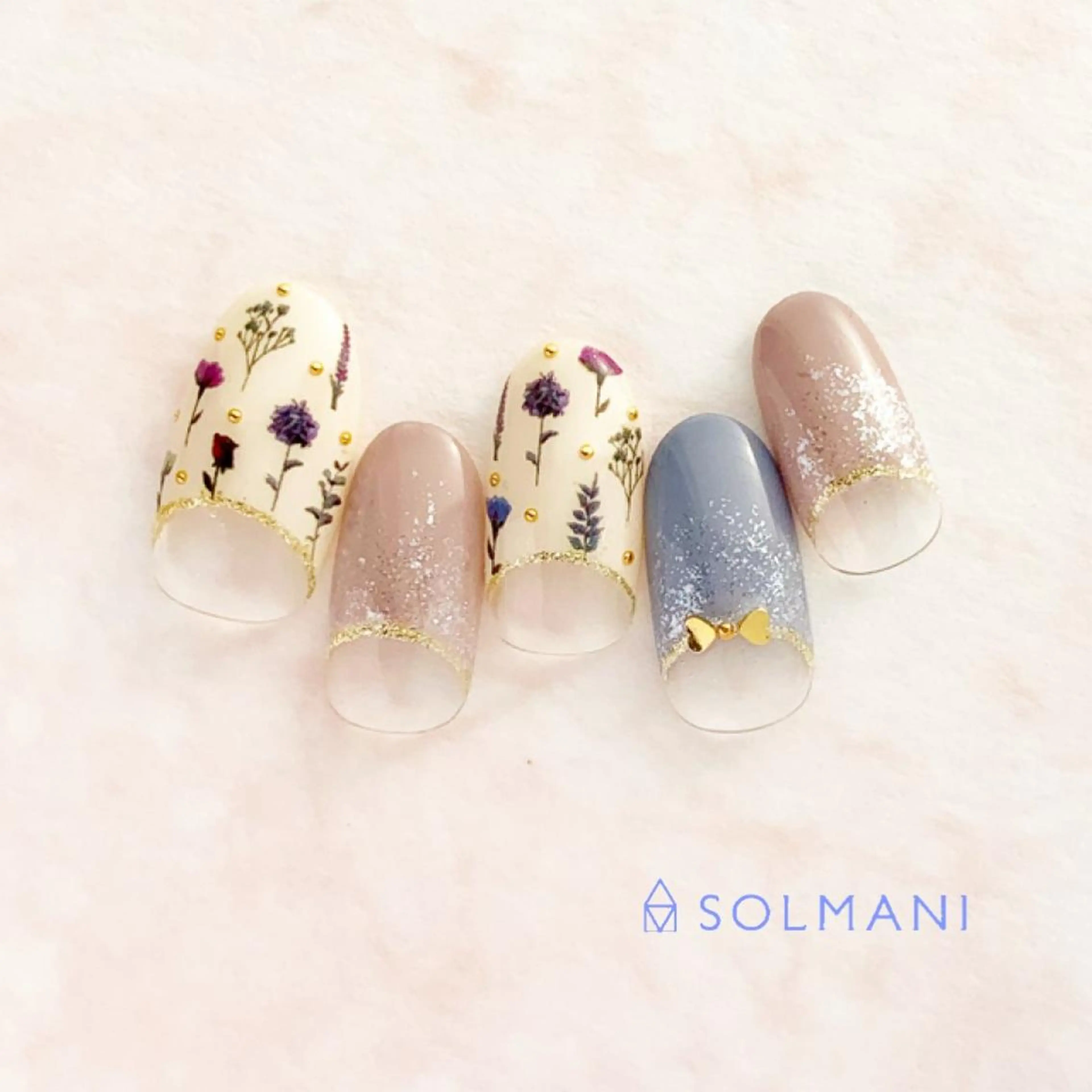 ネイル フラワーネイル フレンチネイル SOLMANI 予約担当のネイルデザイン