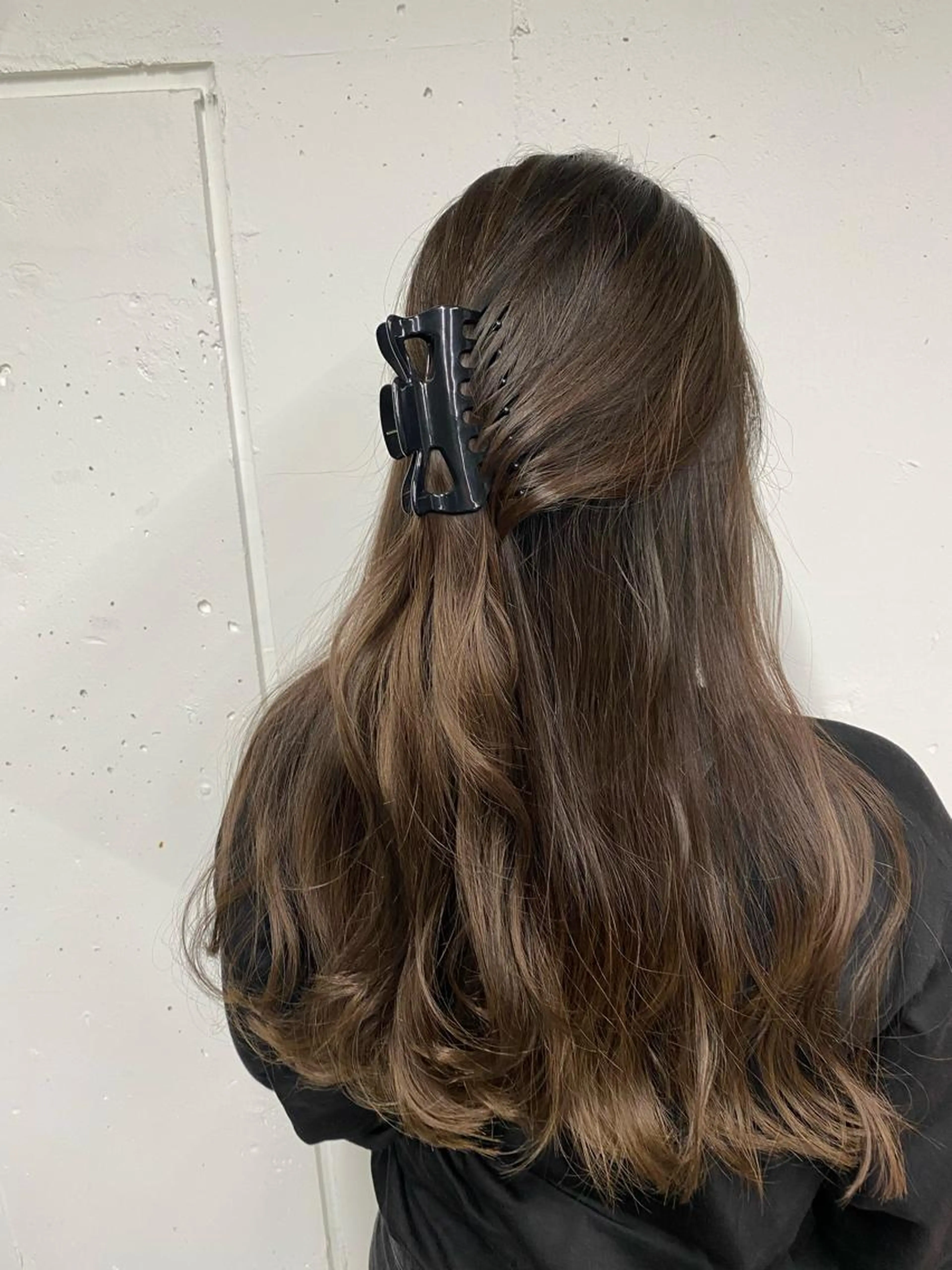 【レディース限定66%OFF‼️】💧トーンダウン💧ワンカラー＋毛先カット+トリートメントの写真