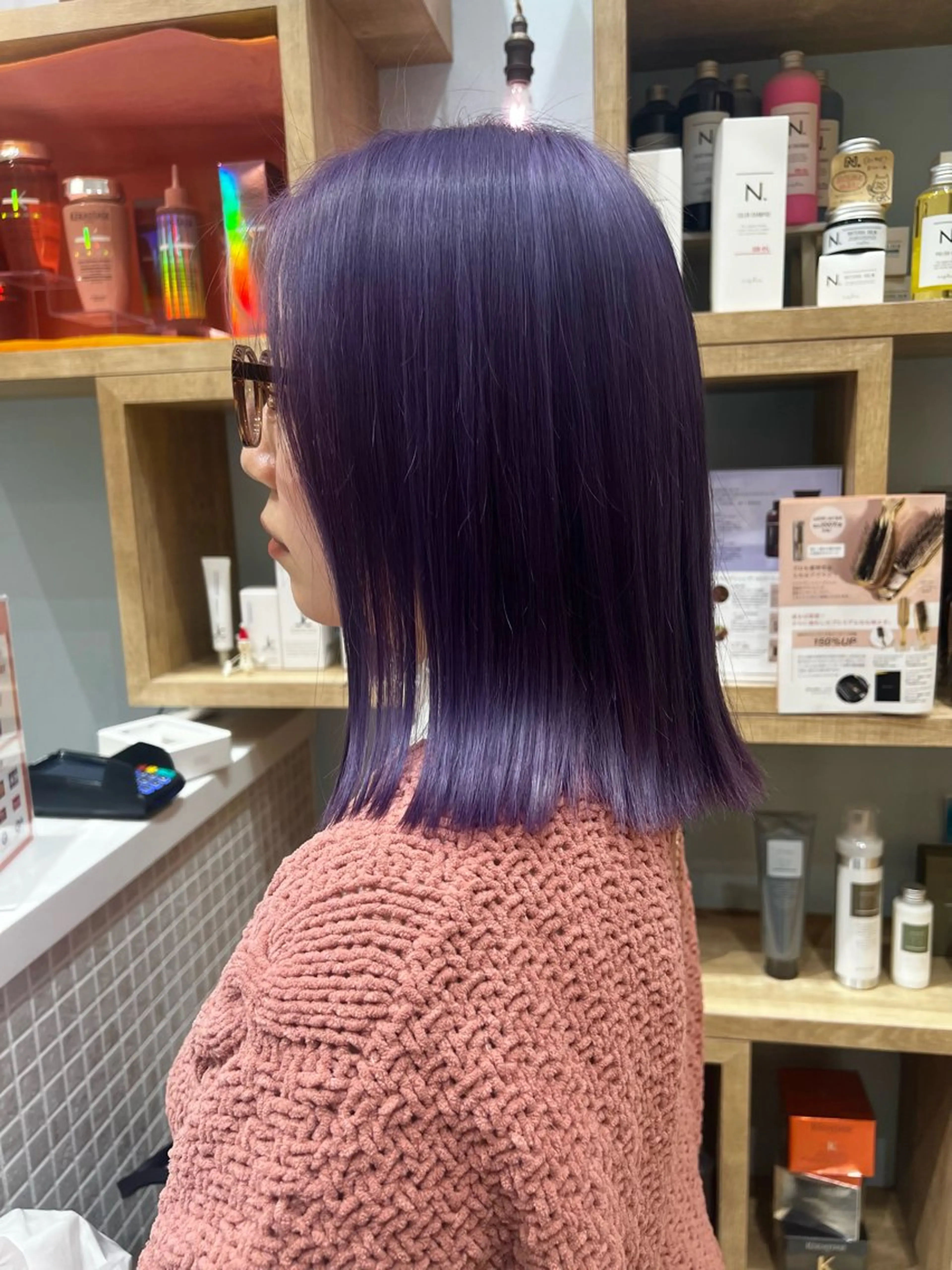 ミディアム パープルカラー カット ヘアカラー ハイトーンカラー 中村優成のヘアスタイル