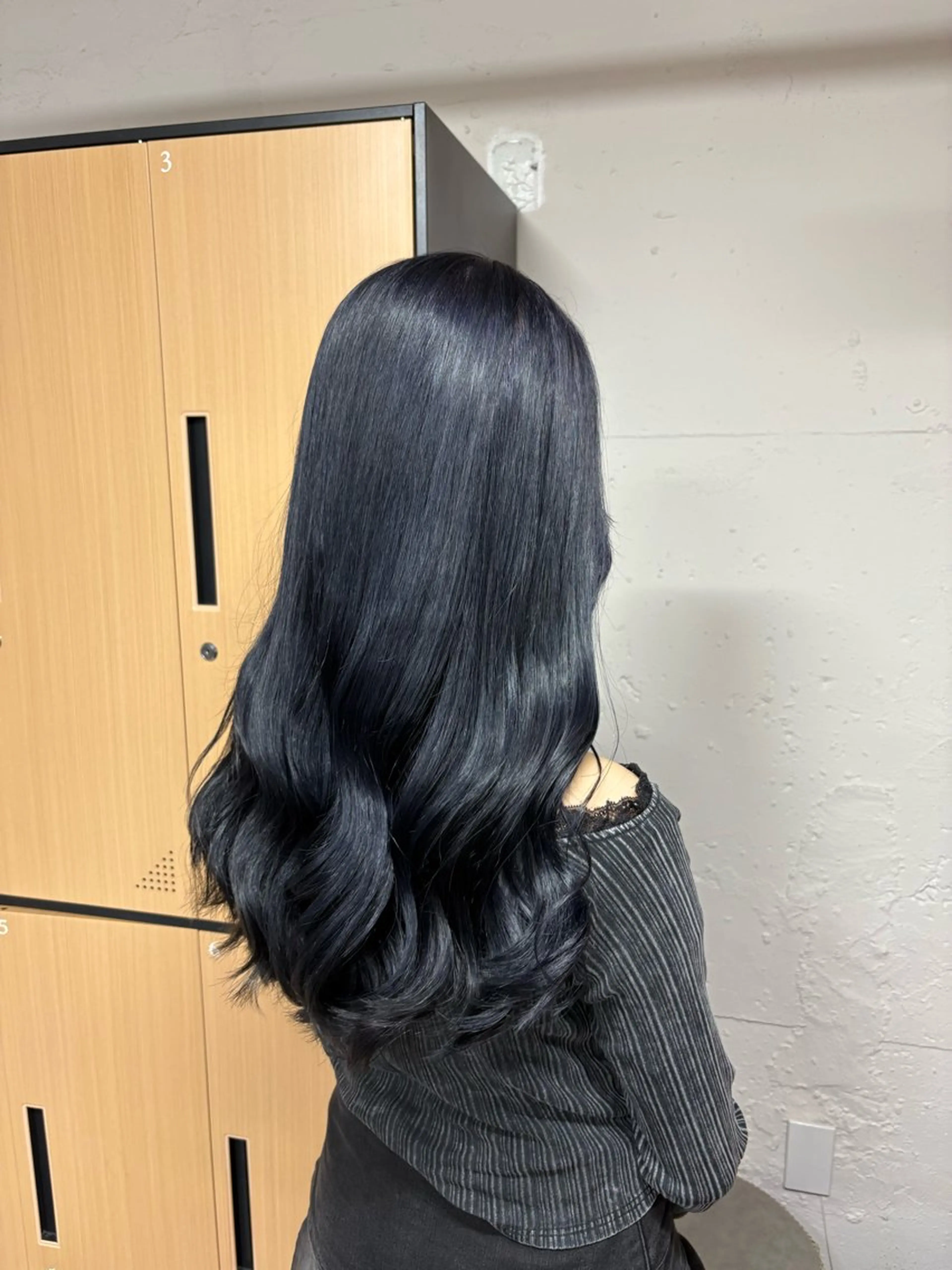 ロング ヘアカラー tokute 中野真咲🐺のヘアスタイル