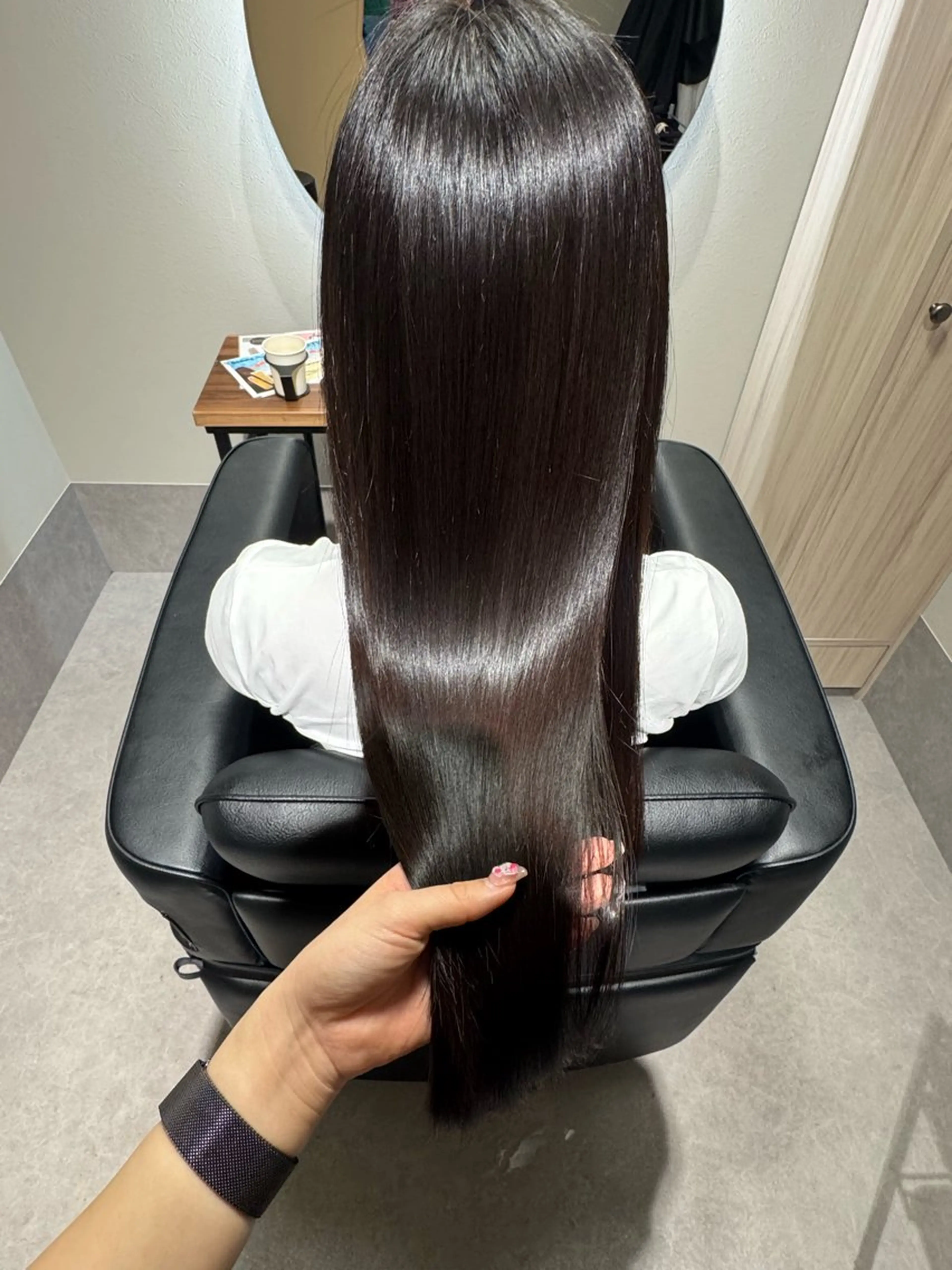 ロング カット 縮毛矯正 トリートメント NAVY 橋本心 縮毛矯正のヘアスタイル