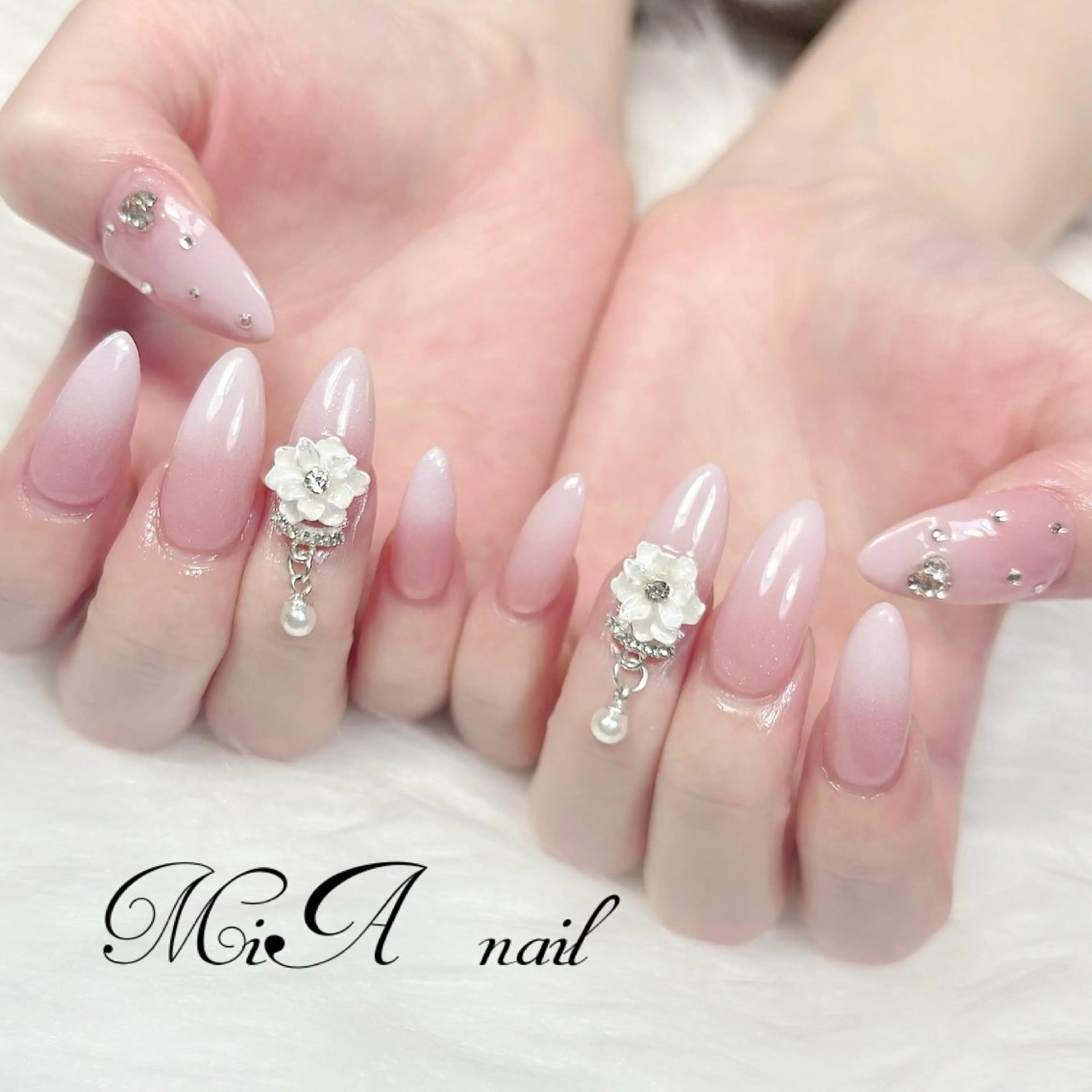 ネイル MiA nail所属・【パラジェル取扱店】 MiAnail池袋のネイルデザイン
