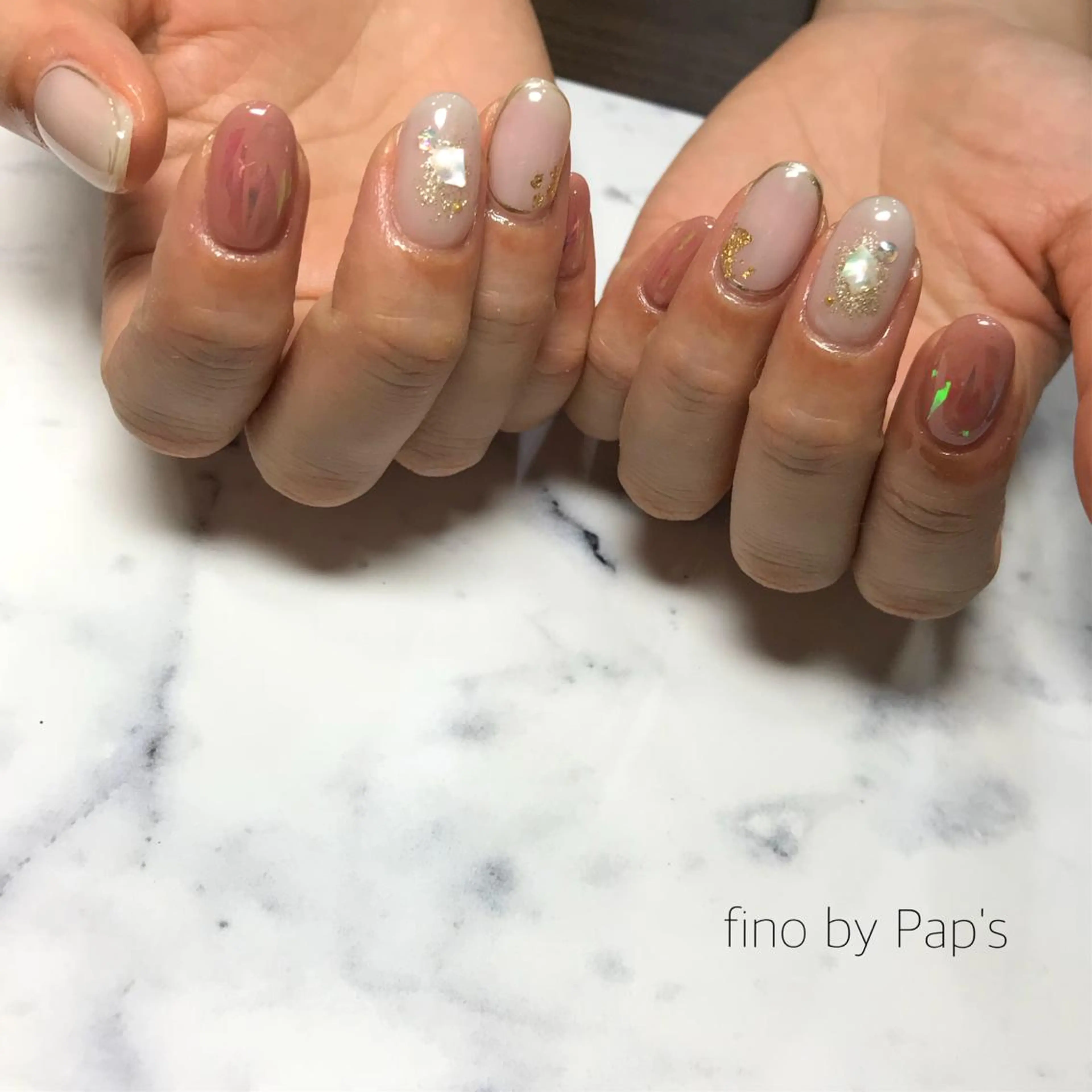 ネイル fino by Pap's所属・西畠 真由美のネイルデザイン