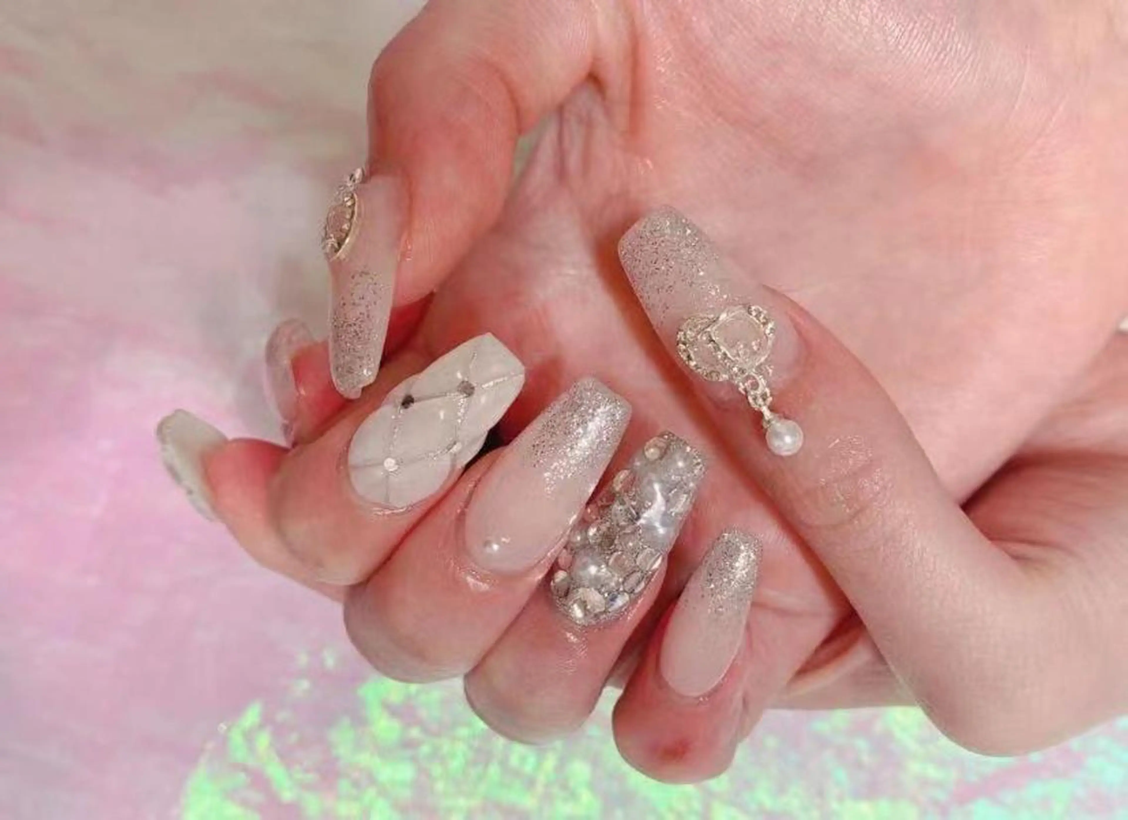 ネイル Brodia nailsのネイルデザイン