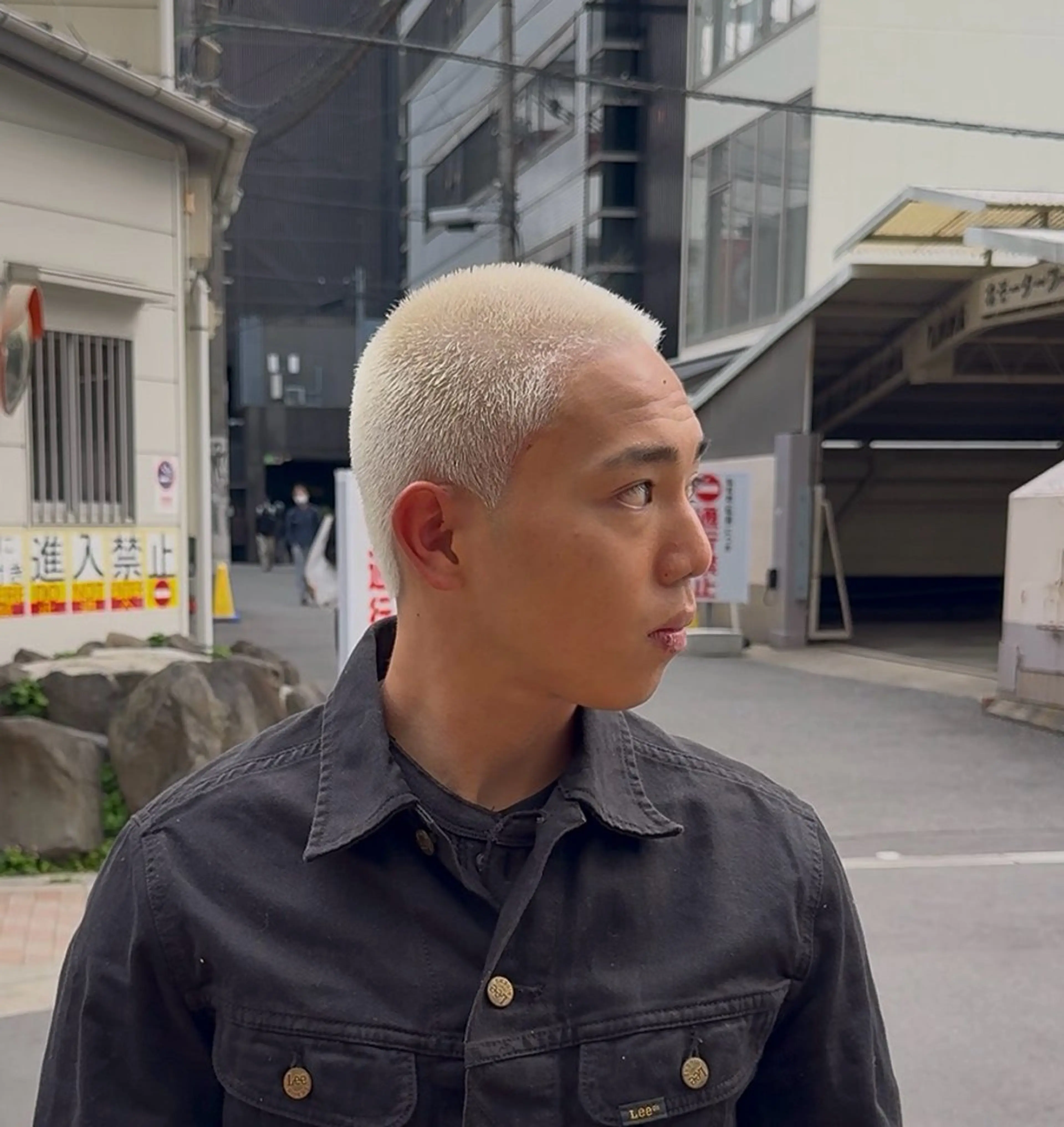 カラー メンズ SALOWIN梅田茶屋町North店所属・岡田/メンズ特化/パ ーマ&ショートのプロのヘアスタイル