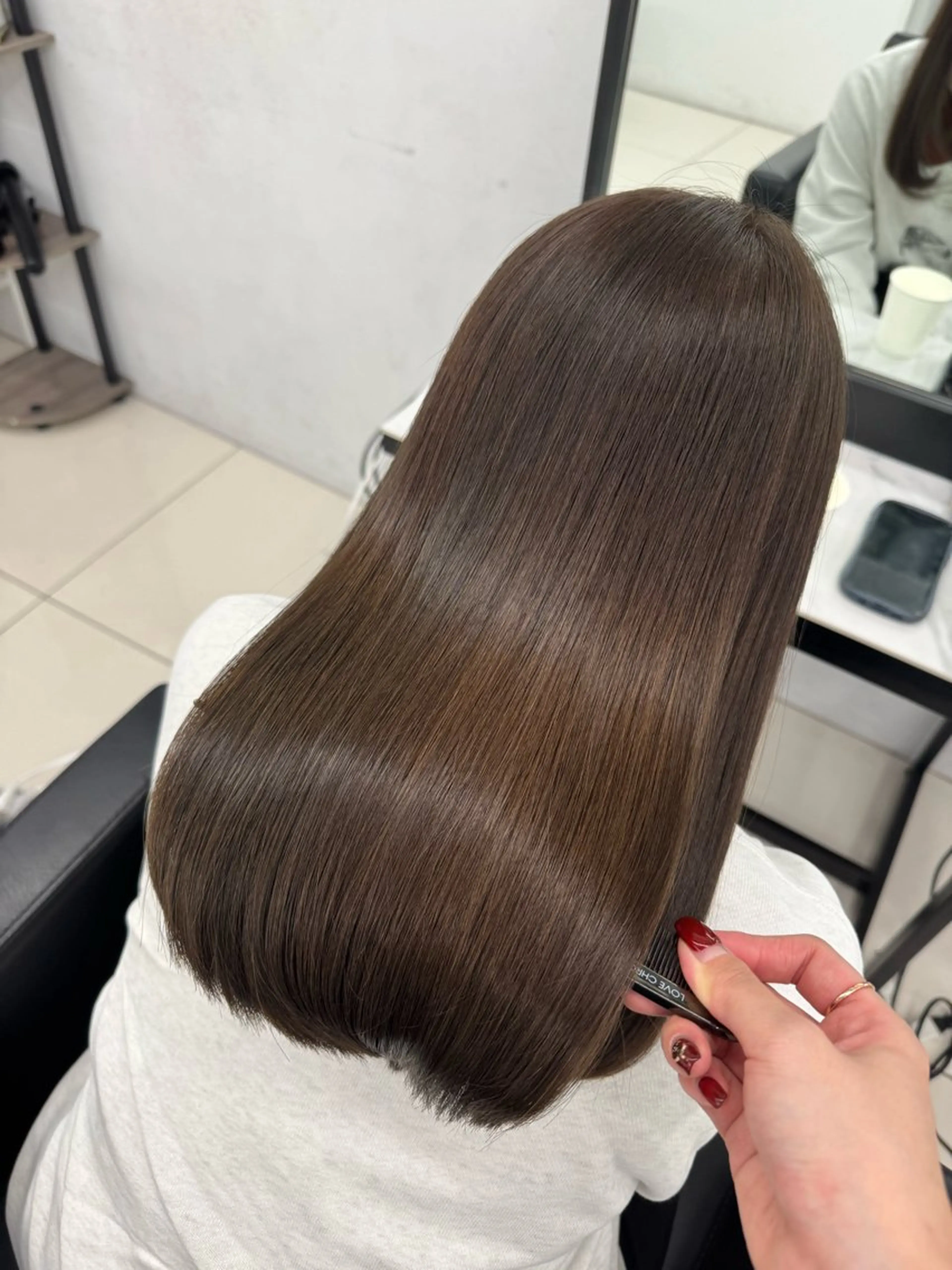 セミロング カラー パーマ ヘアアレンジ グレージュ ヘアカラー トリートメント AOl所属・🫧艶髪🪽 Karinのヘアスタイル