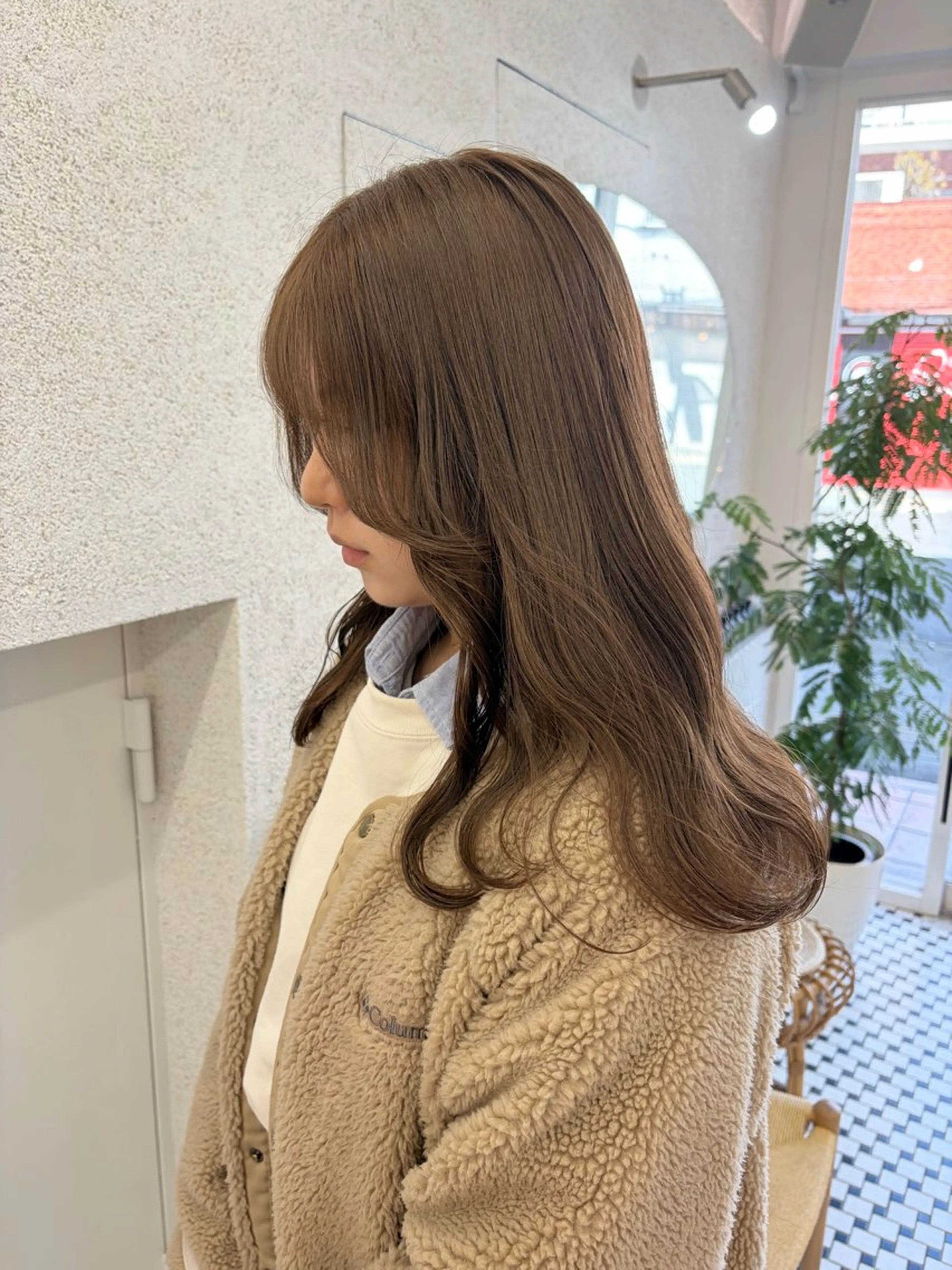 ロング ヘアカラー リン🔔ボブ cut ベージュカラー🤎のヘアスタイル