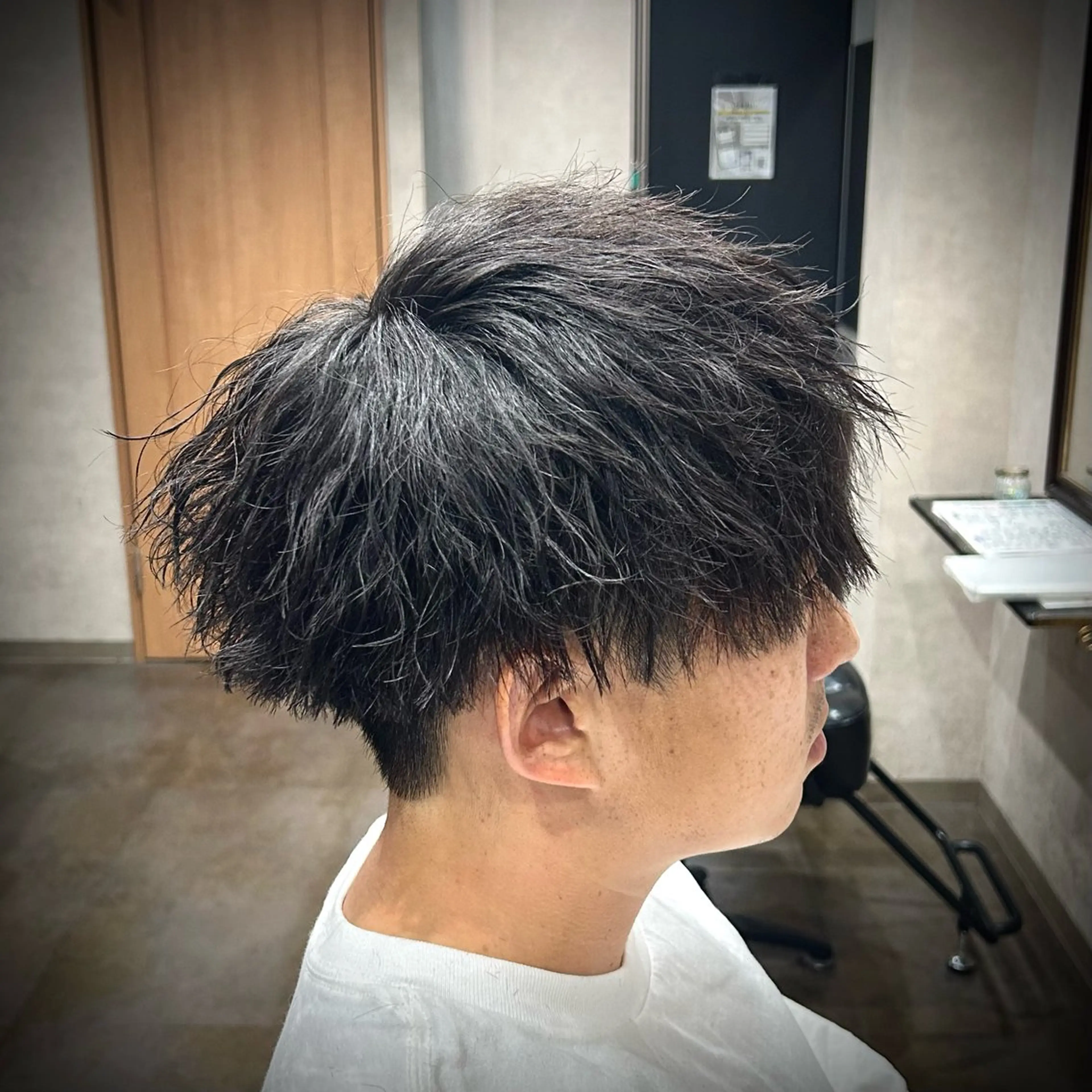 メンズ マッシュ カット パーマ 革命🔥ツイスパ/フ ェザー特化SHOTAのヘアスタイル