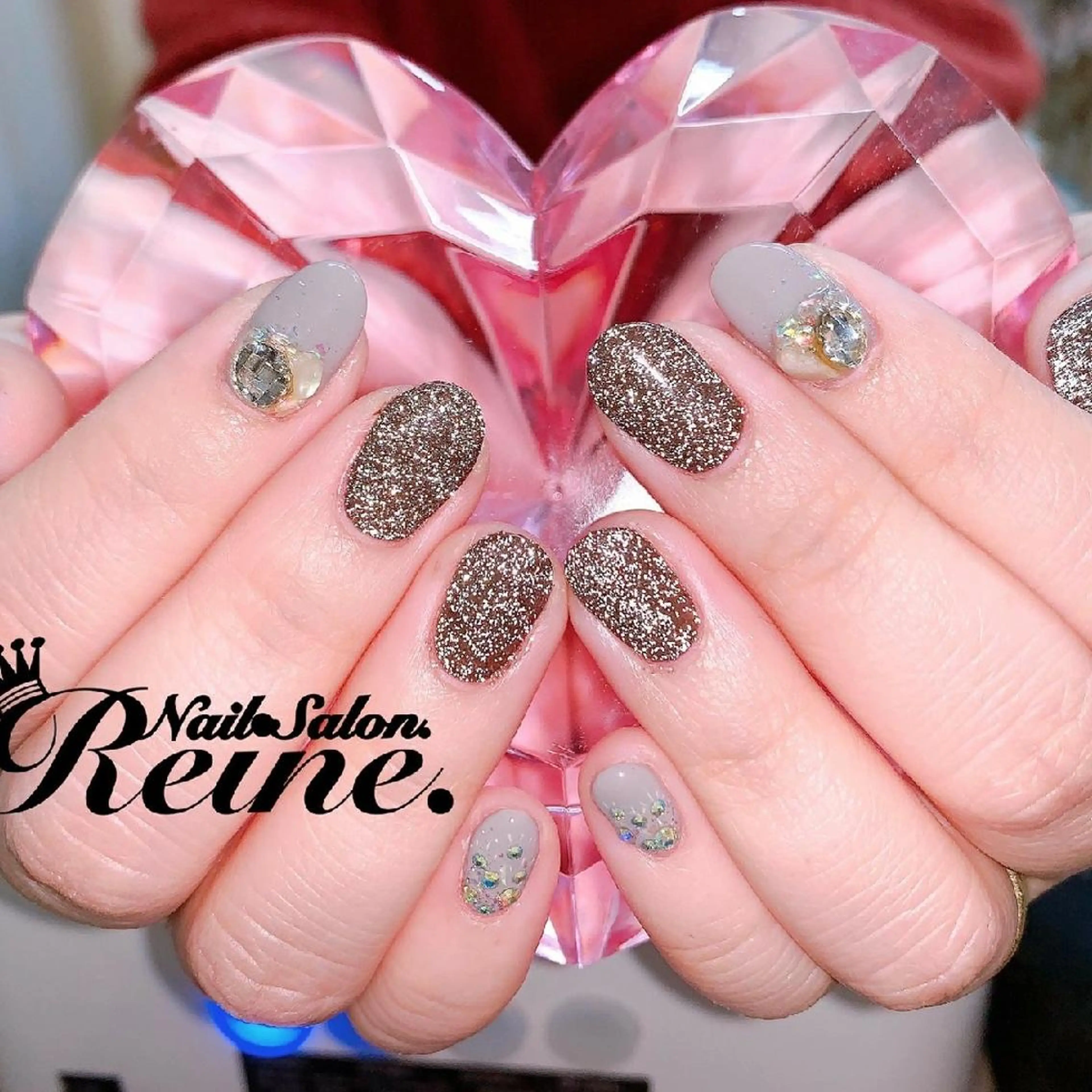 ネイル フラッシュネイル Nailsalon Reine所属・玉栄 伶奈のネイルデザイン