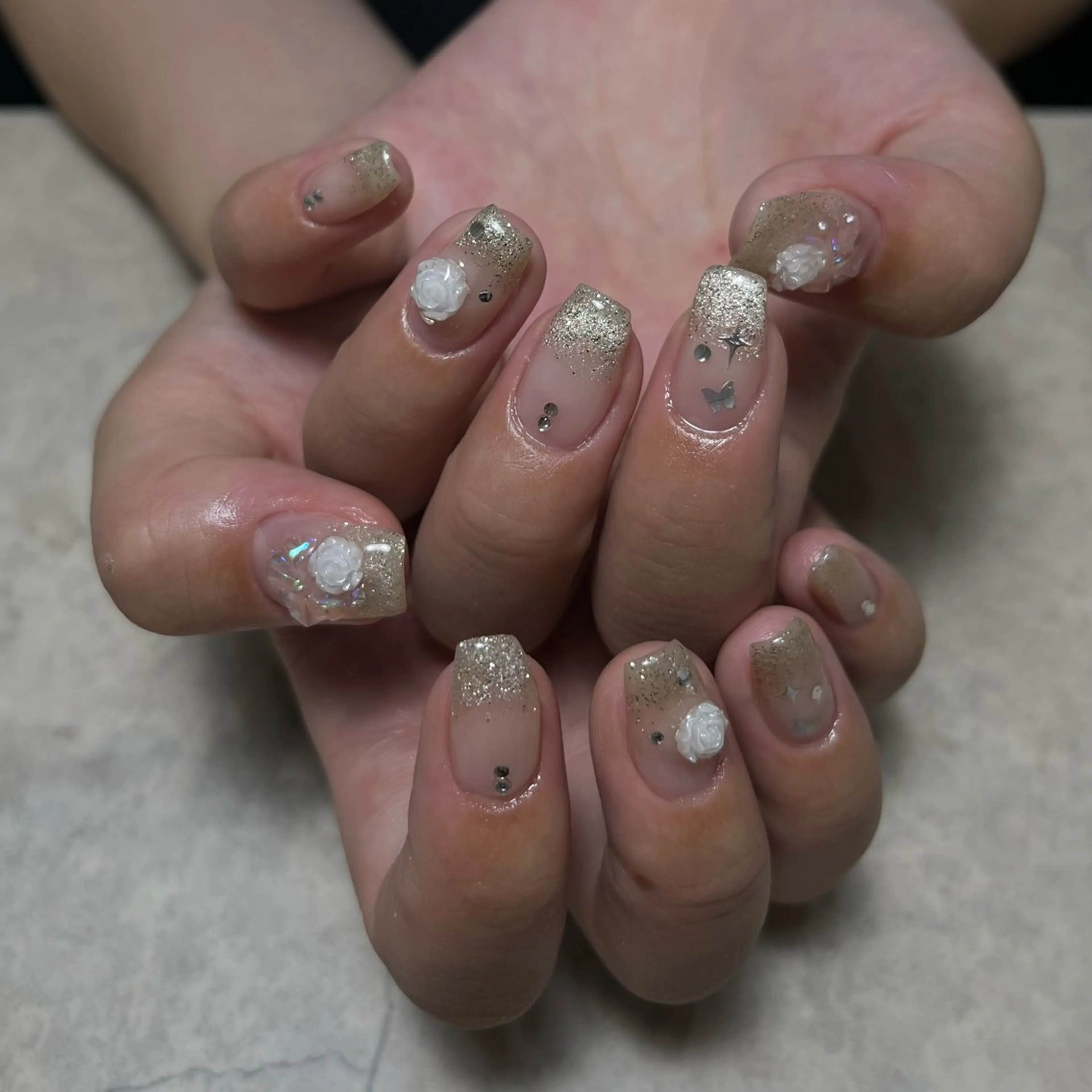 ネイル グリーン マグネットネイル ハンドネイル vegh.所属・vegh. nail/阿波座のネイルデザイン