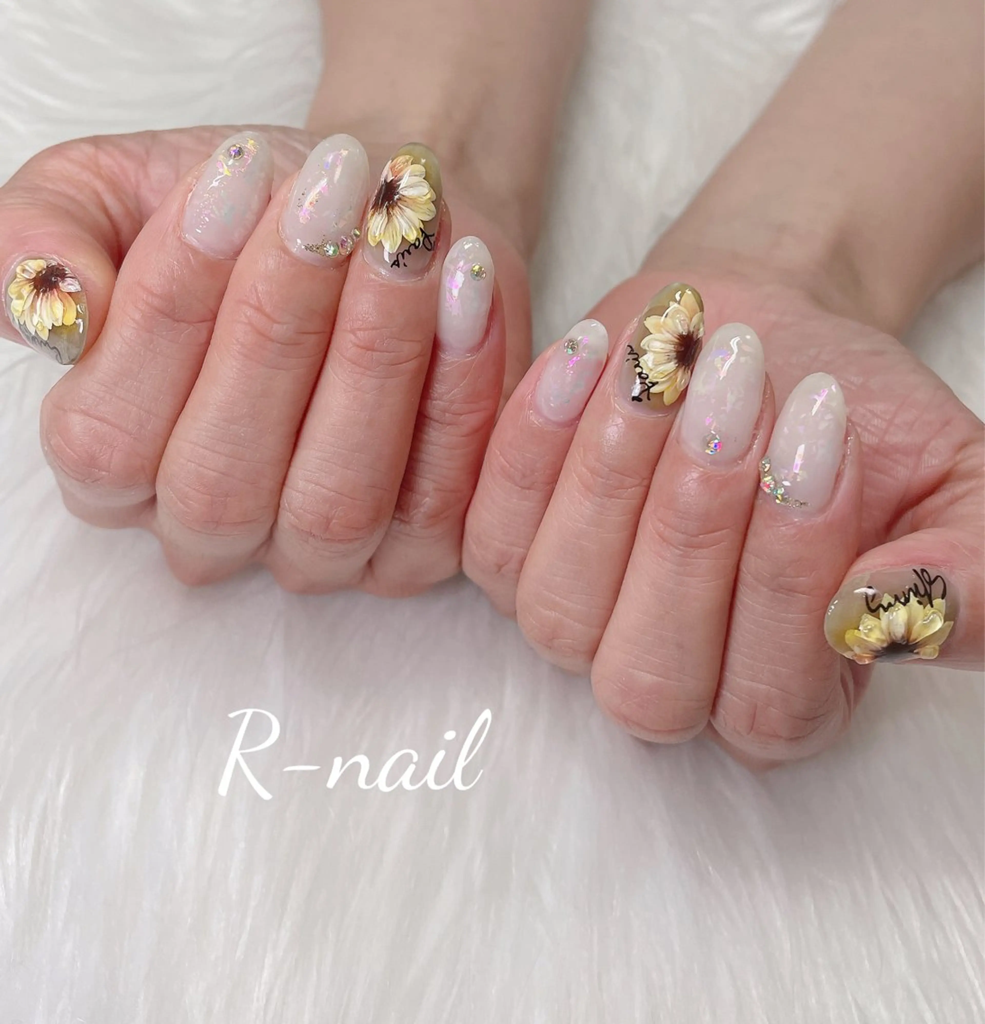 ネイル ハンドネイル R-nail salonのネイルデザイン