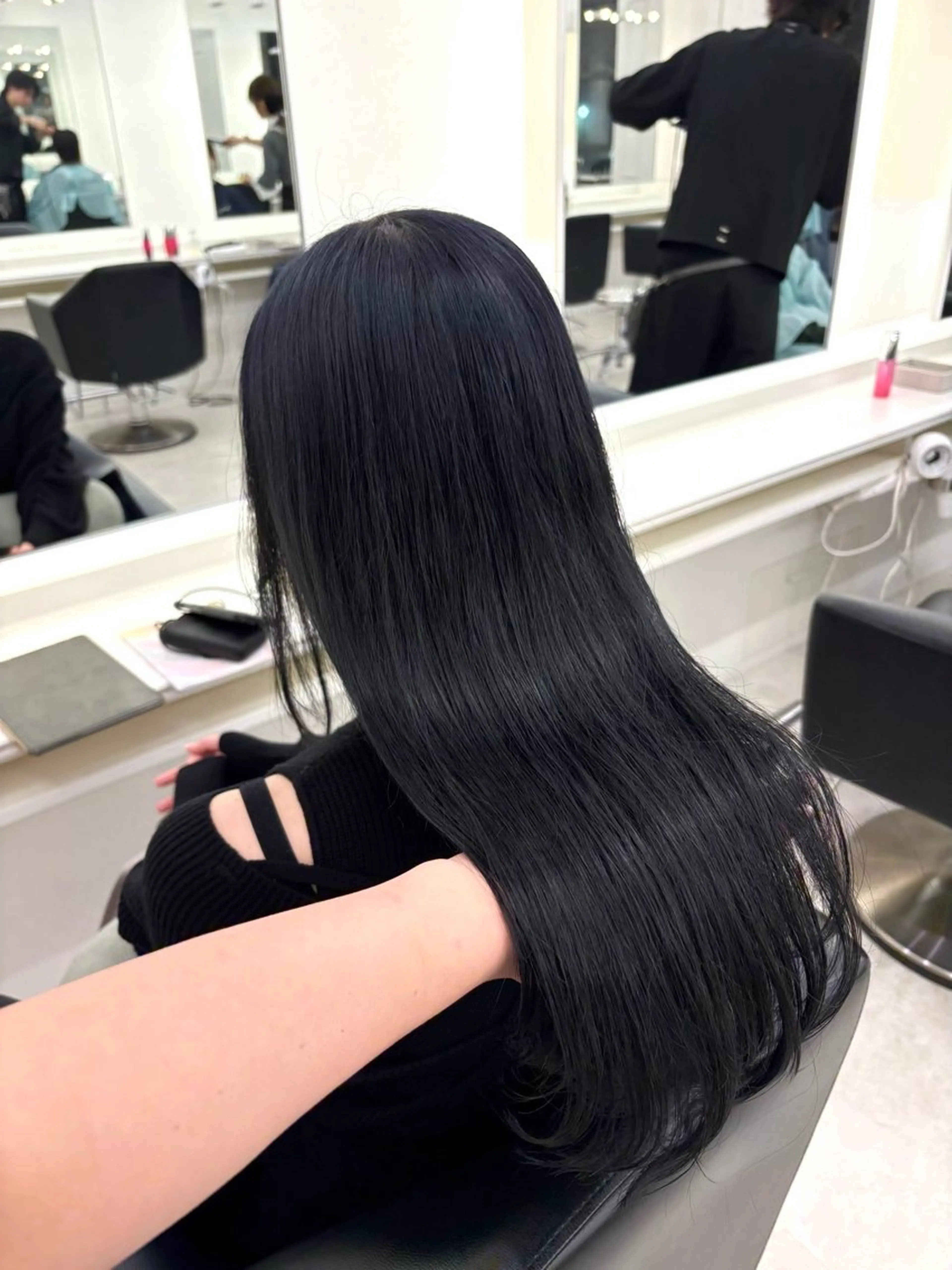 ロング カラー ヘアカラー ParveMix 楠本結菜のヘアスタイル