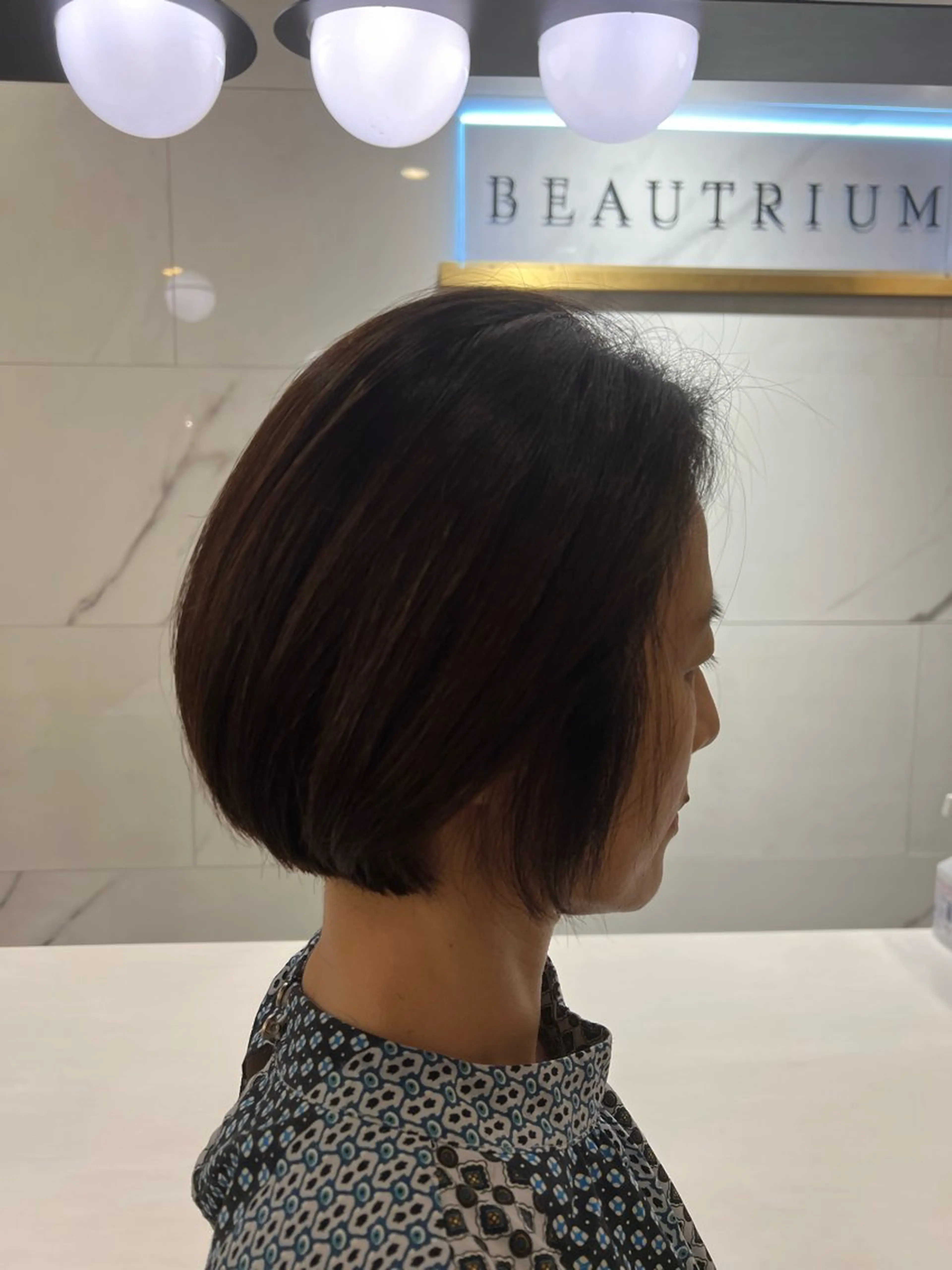 ショート 村中 逸紀のヘアスタイル