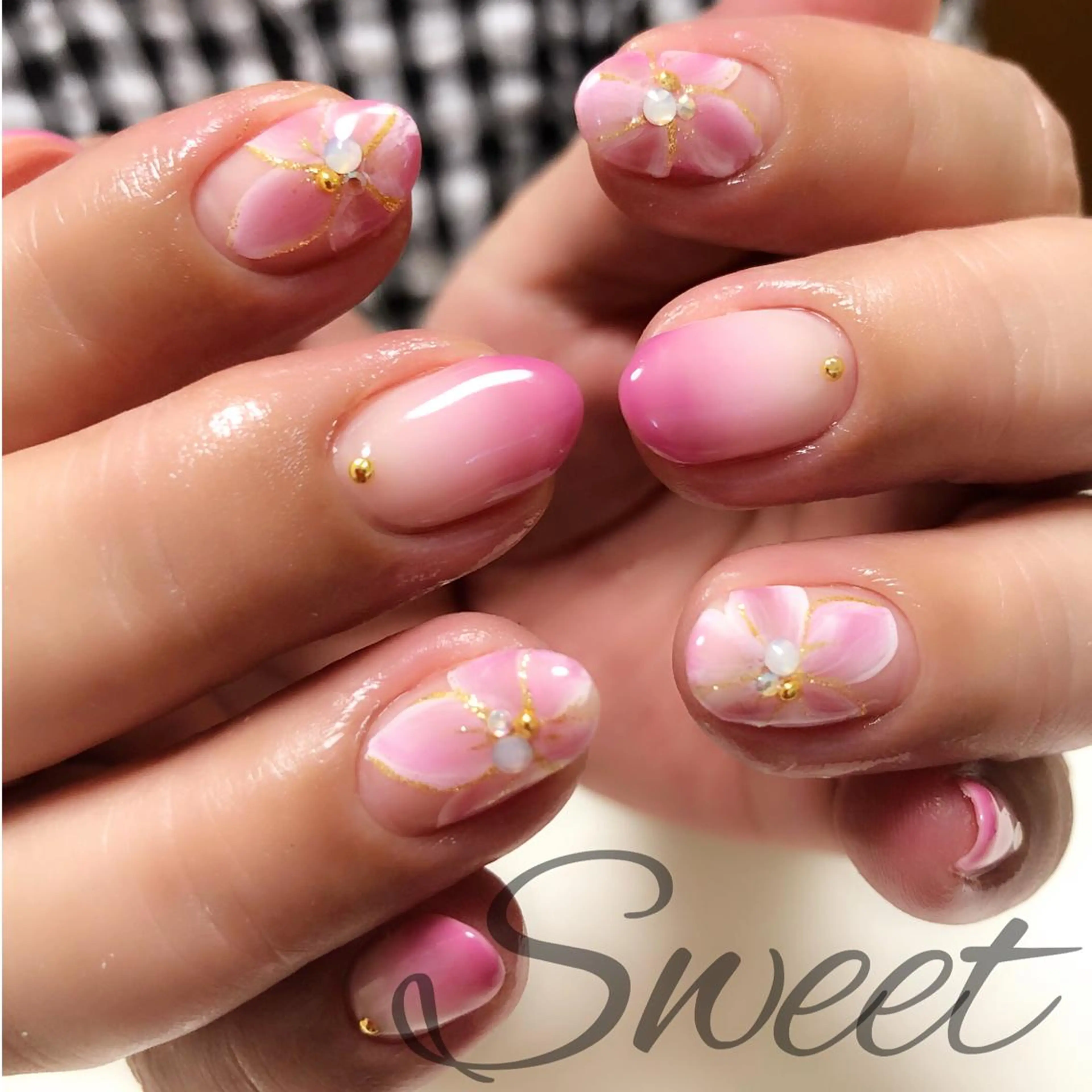 ネイル sweet 仲野陽子のネイルデザイン