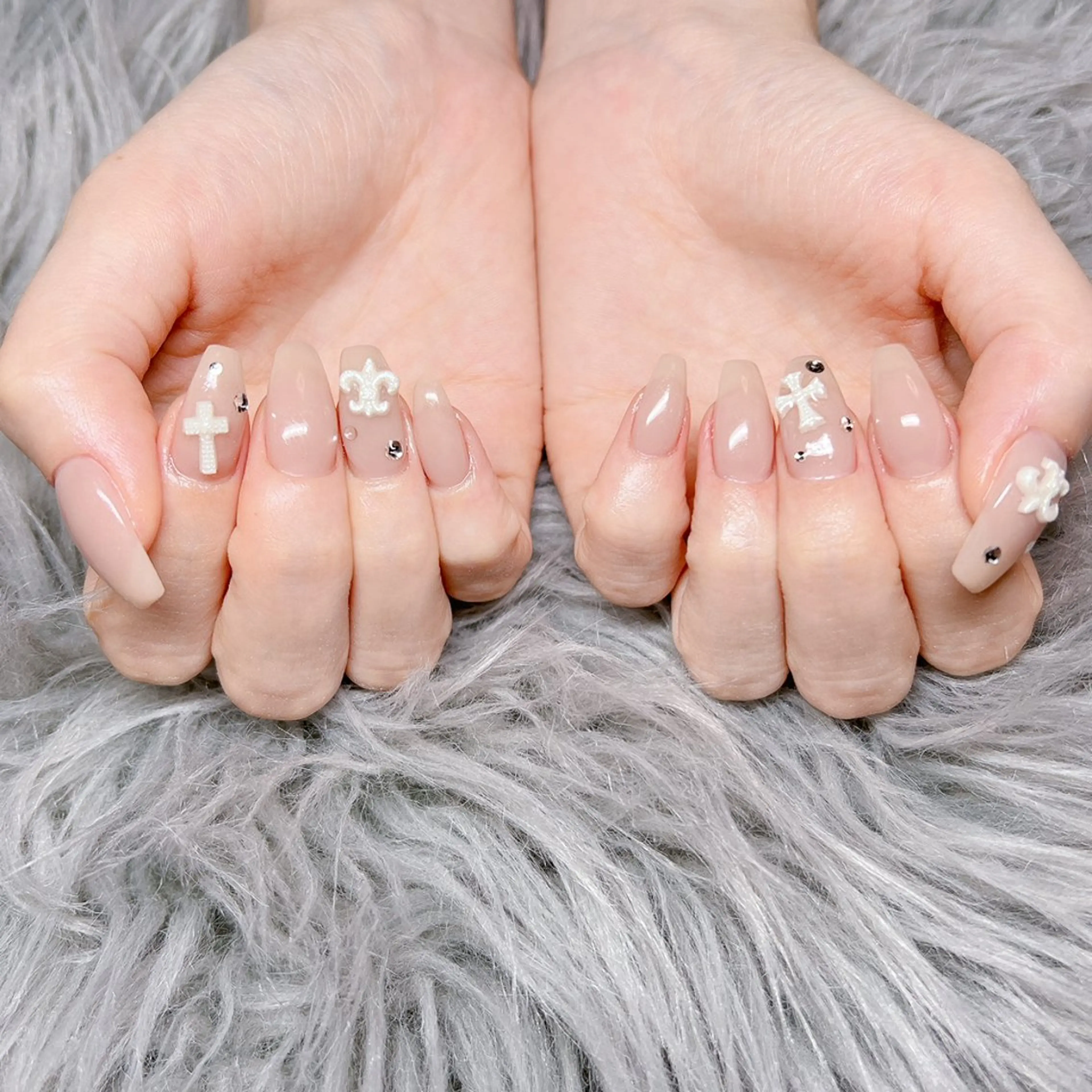 ネイル 個室ネイルサロンDolly  Girl〜ドーリーガール〜所属・DollyGirl KYOKOのネイルデザイン