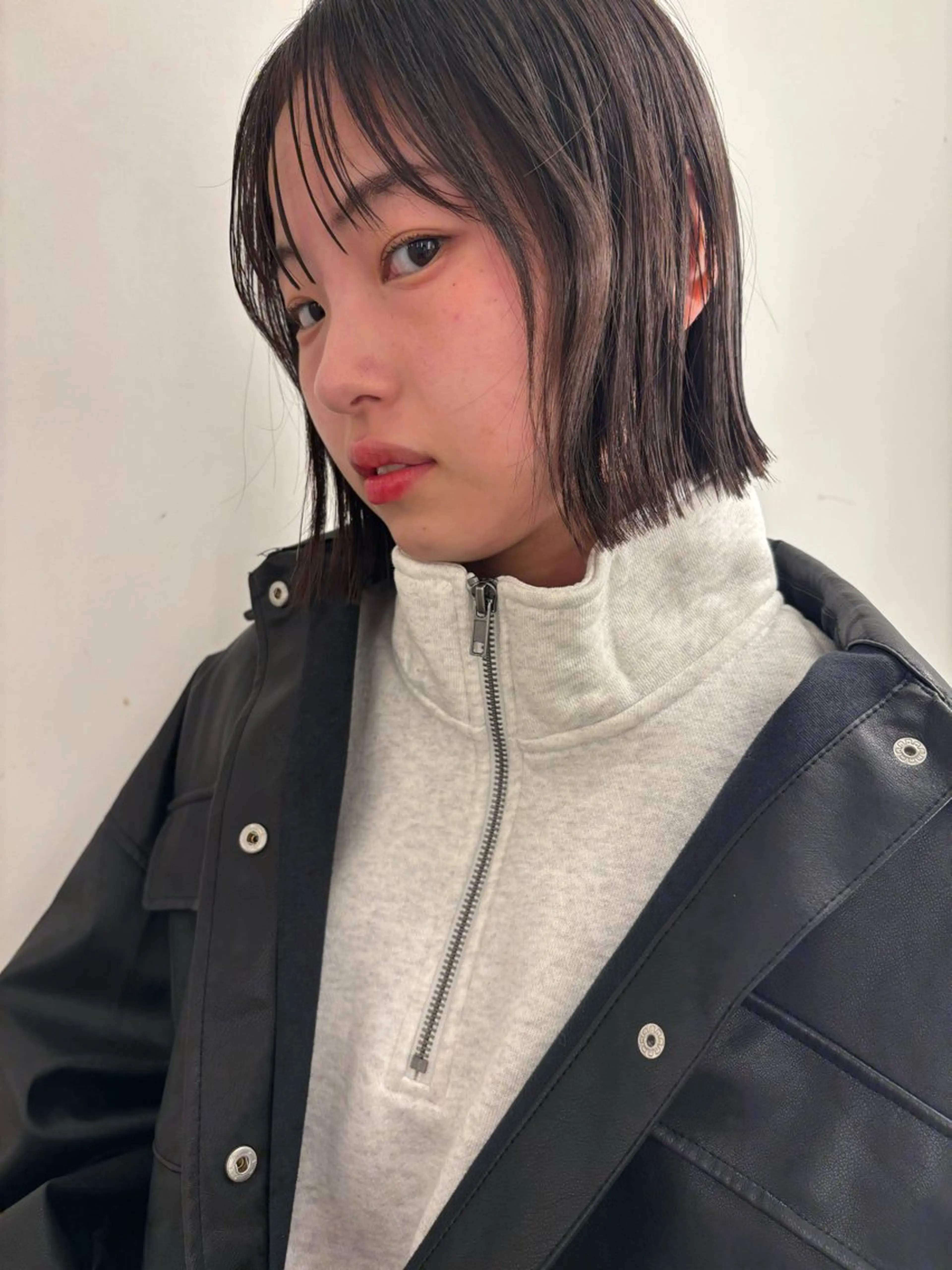 ミディアム ボブ 外ハネヘア KEYMAN HARUKAのマツエク・マツパデザイン