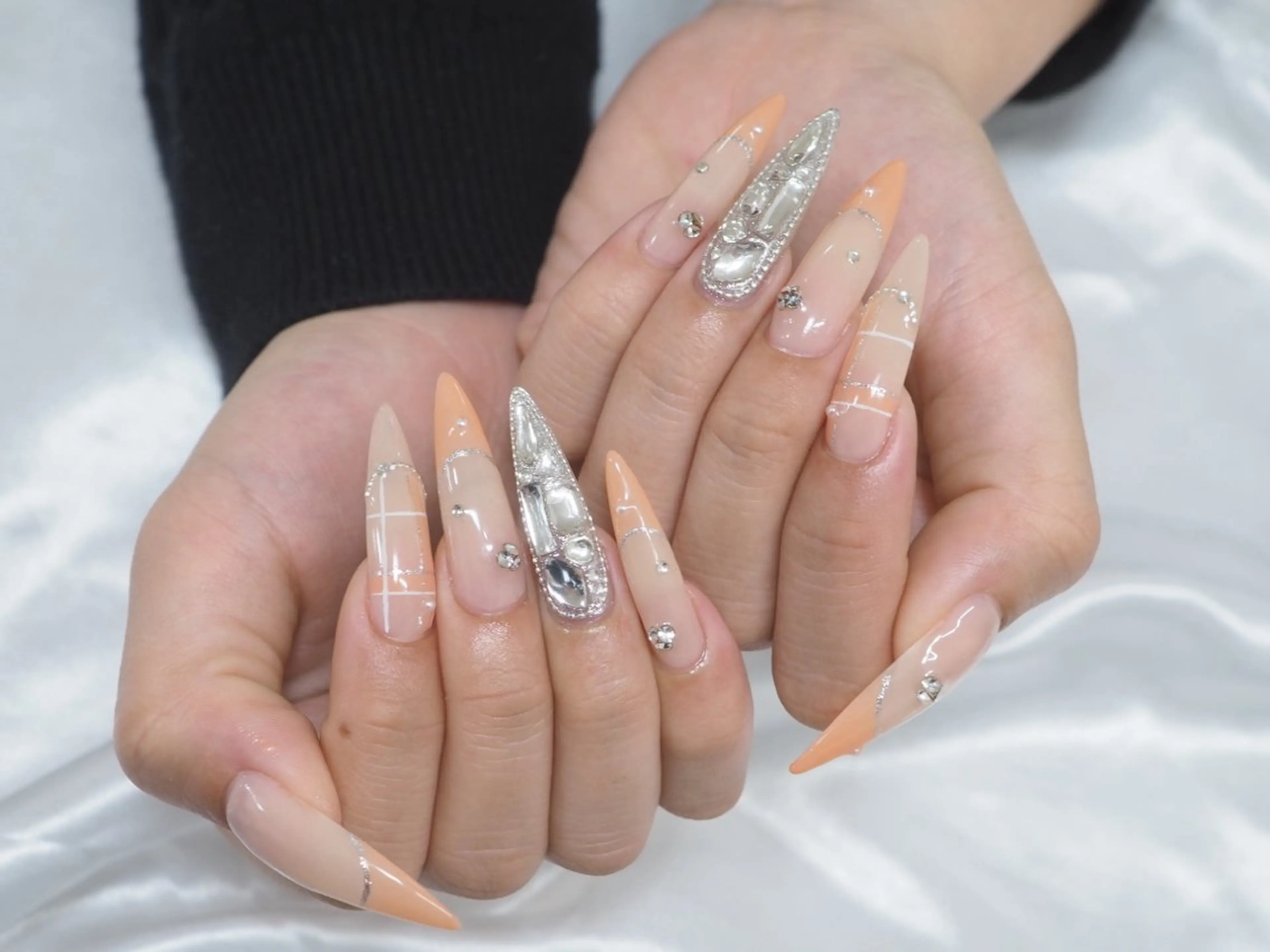 ネイル ハンドネイル 中江 彩芽のネイルデザイン