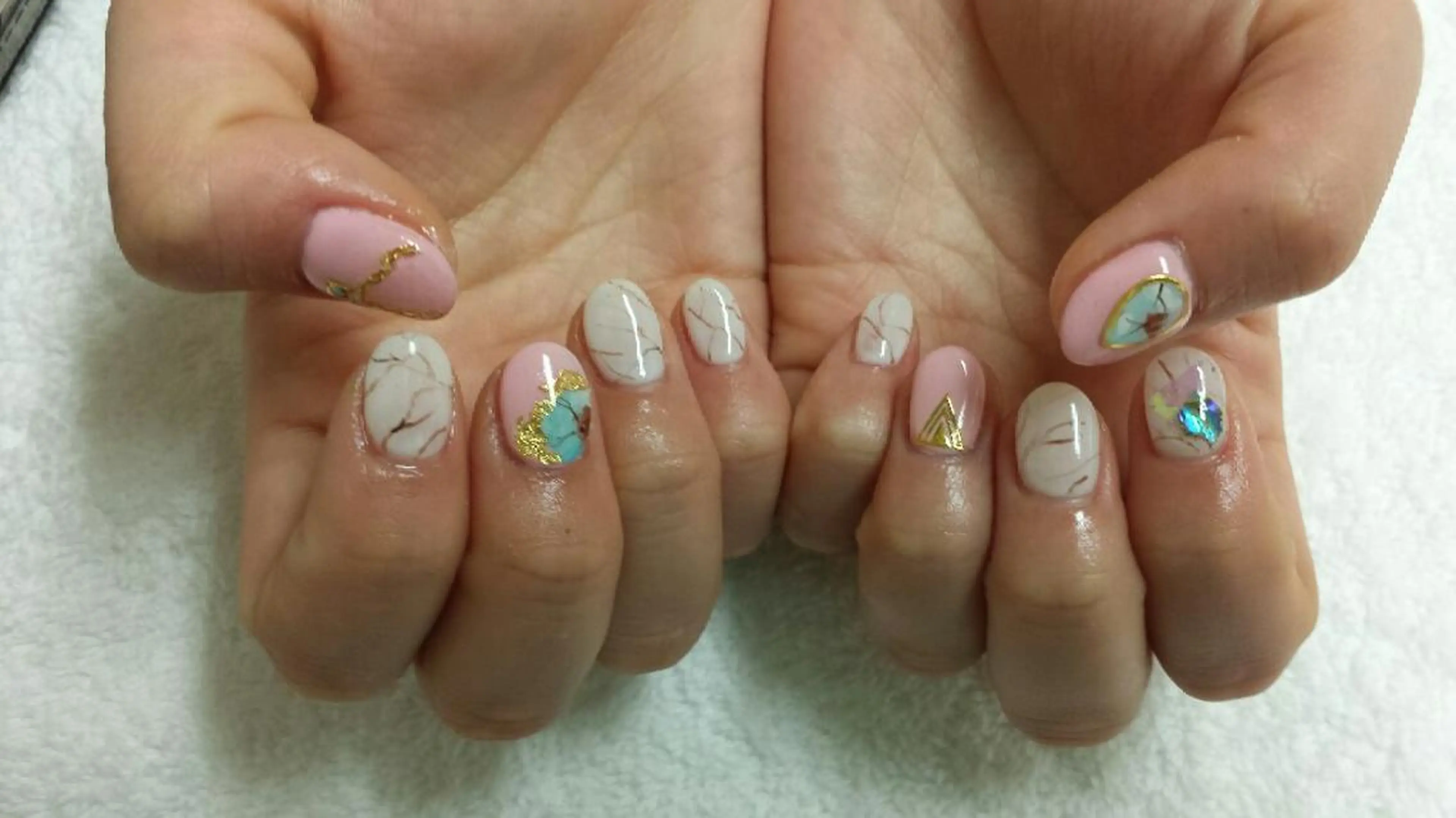 ネイル 河野ちえ (雑誌掲載サロン)のネイルデザイン