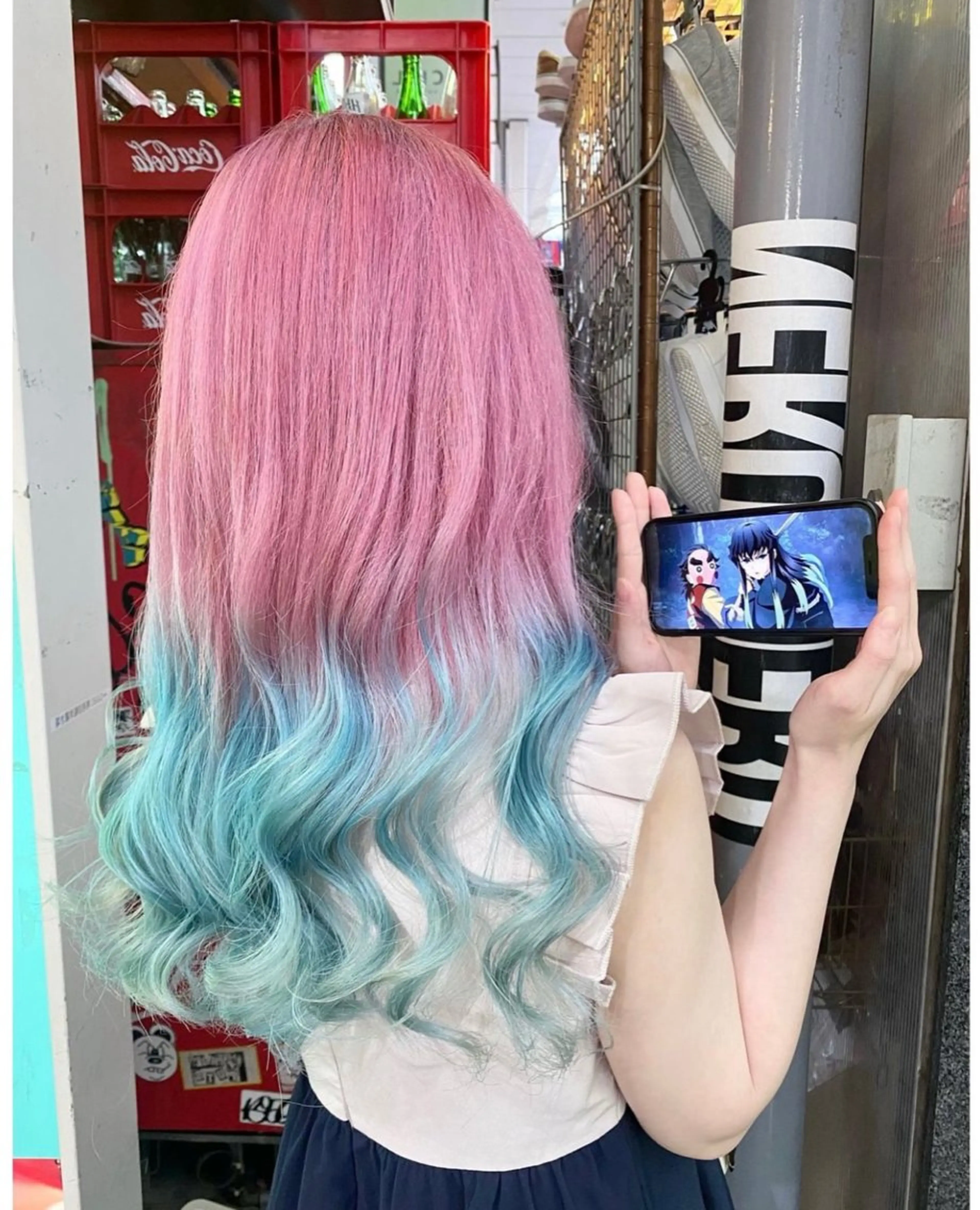 ロング カラー グラデーションカラー ピンクカラー ヘアカラー GARU-ガル-所属・TSUNO🦖 派手髪/オタク美容師のヘアスタイル