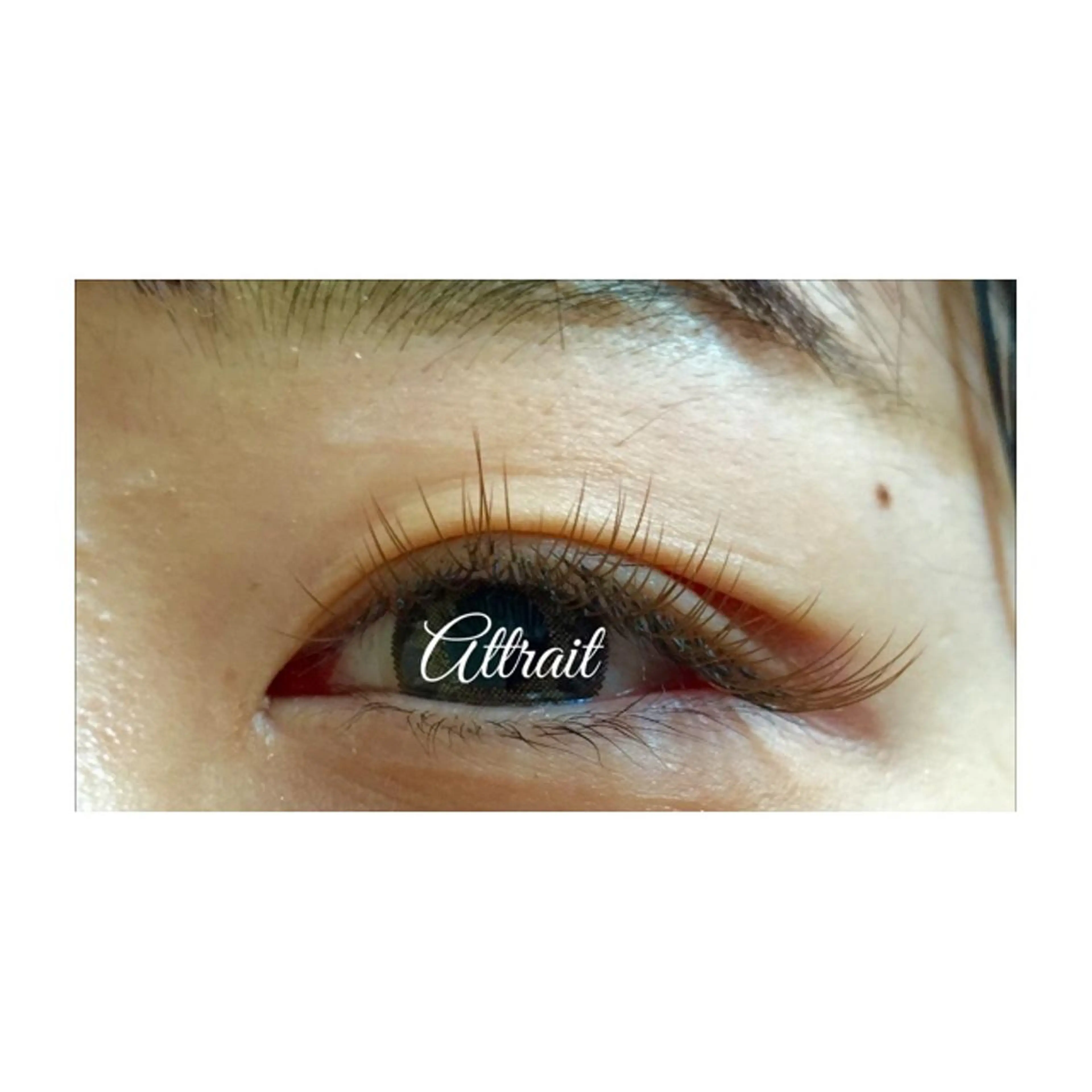 まつエク Attrait所属・momo sのネイルデザイン