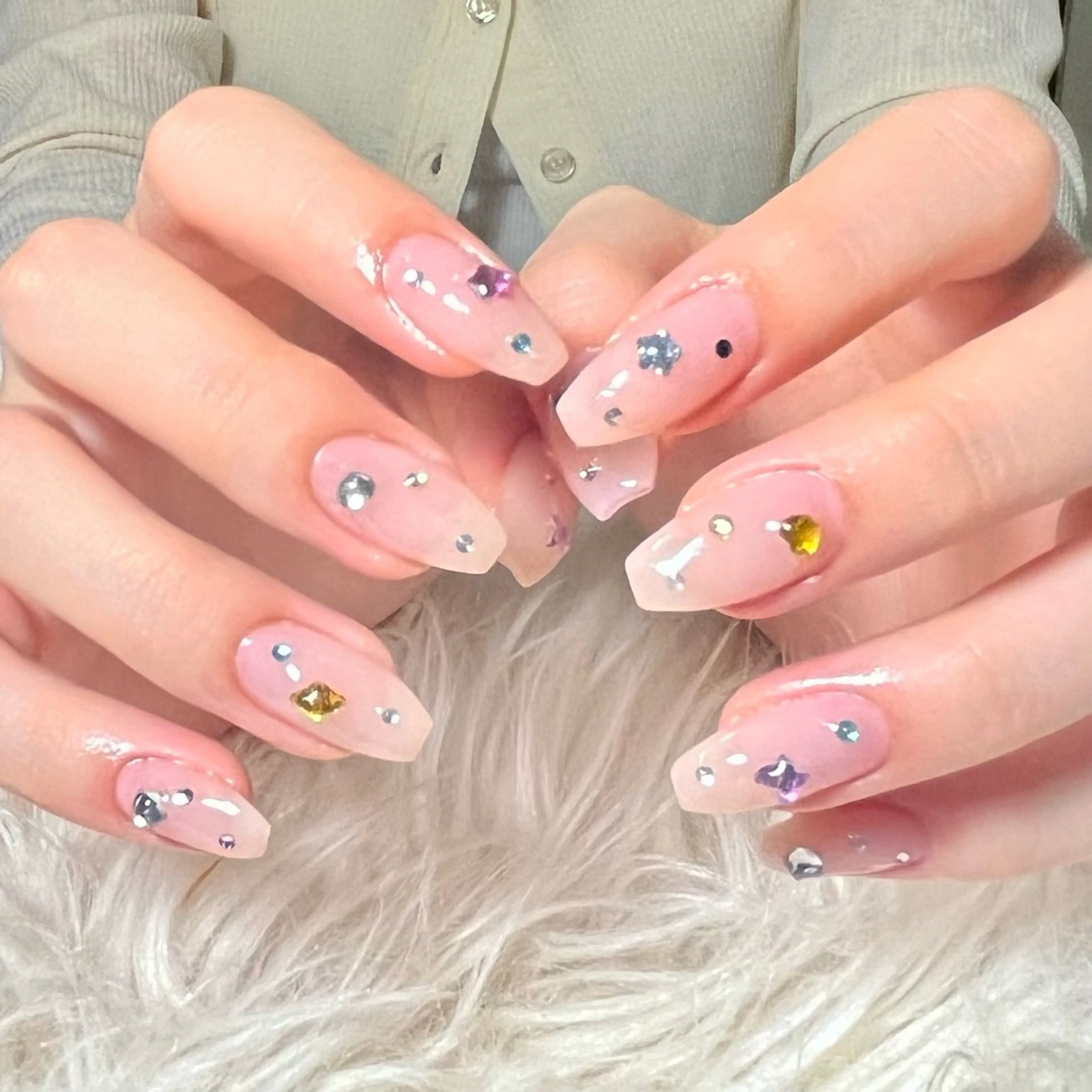 ネイル ハンドネイル ハンドケア hohomi .のネイルデザイン