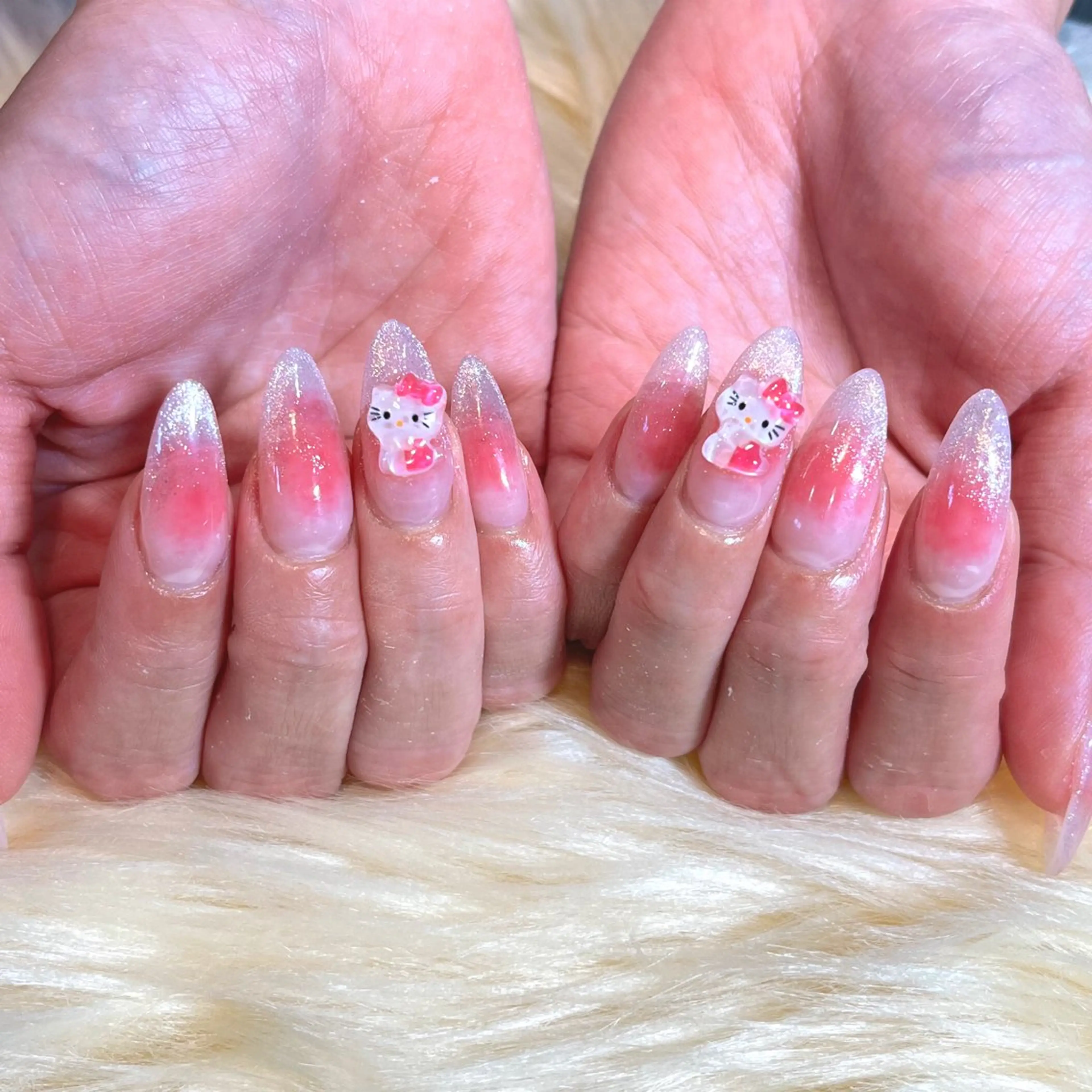 ネイル ハンドネイル Betty ✶のマツエク・マツパデザイン