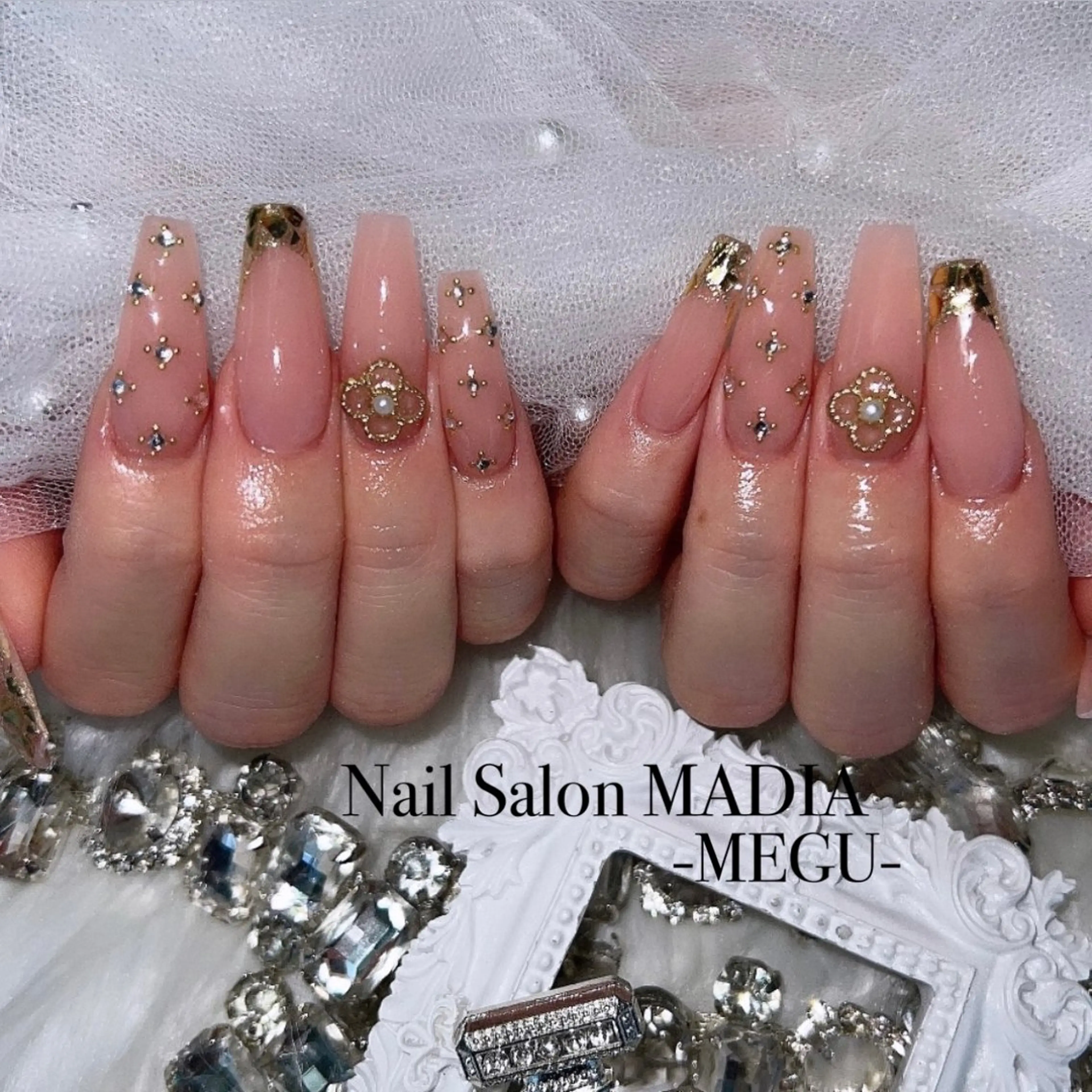 ネイル MADIA藤沢所属・MADIA MEGUのネイルデザイン