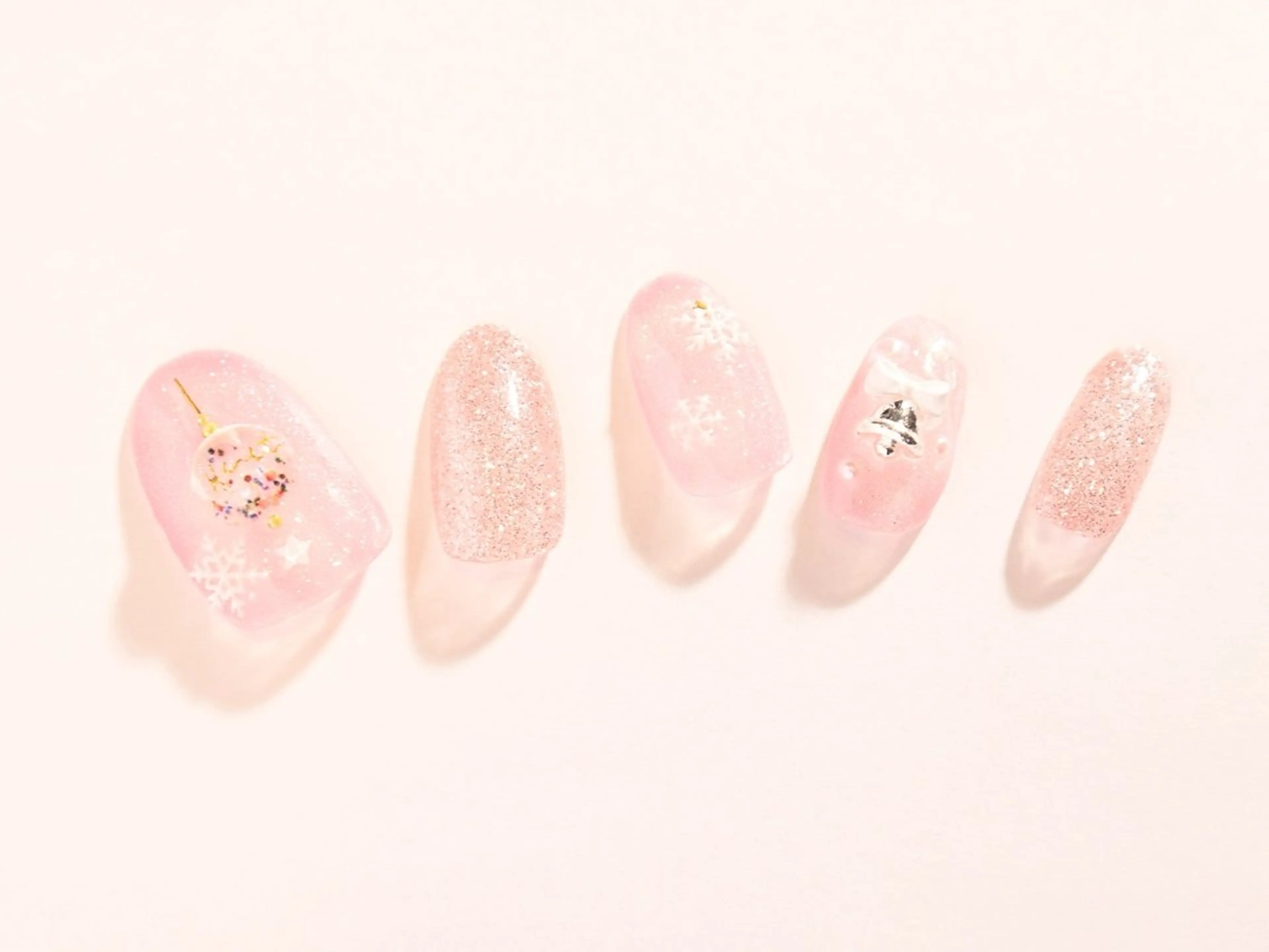 ネイル Tiary Nail Fのネイルデザイン