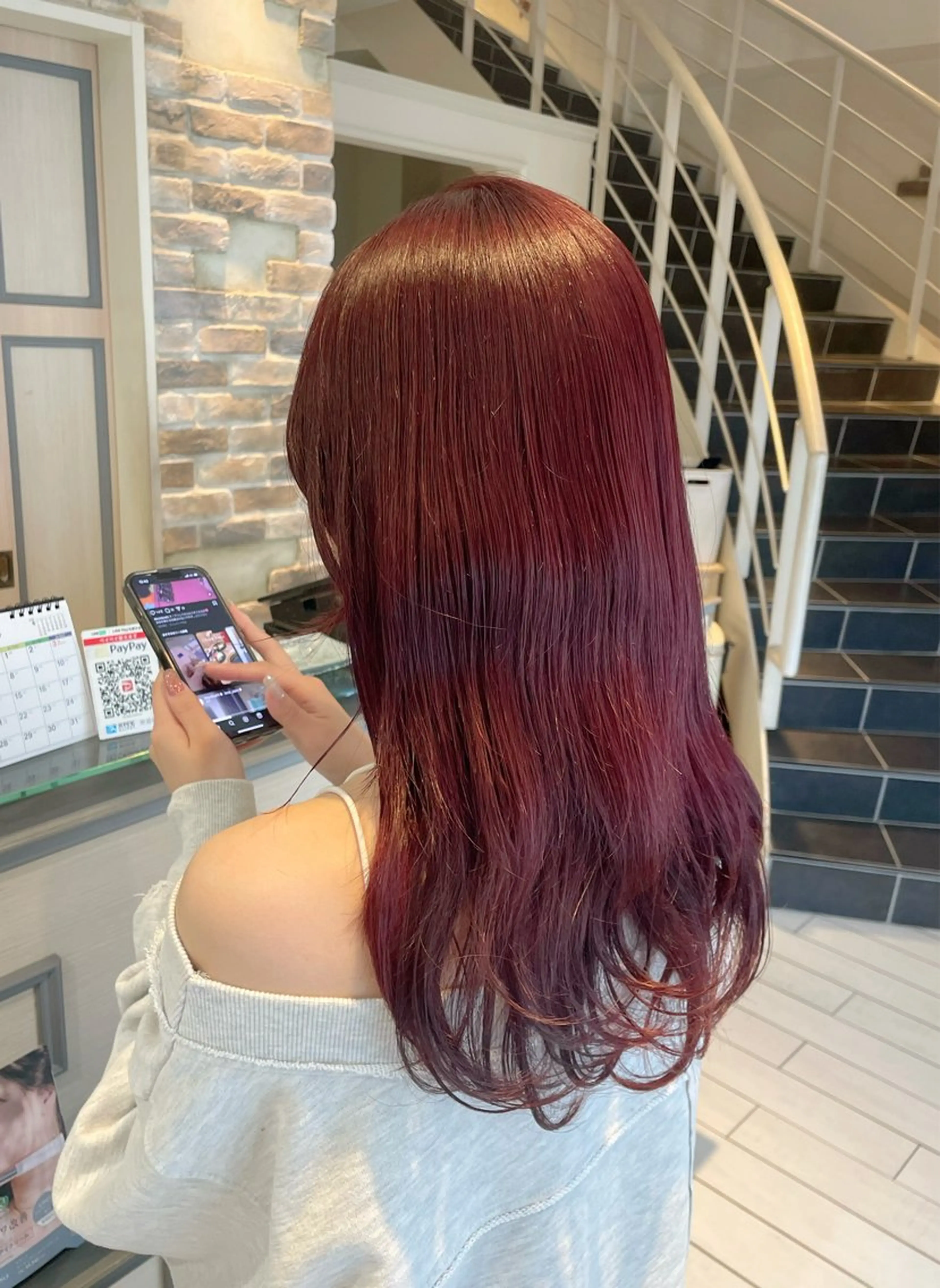 ロング 佐久間 成恵のヘアスタイル