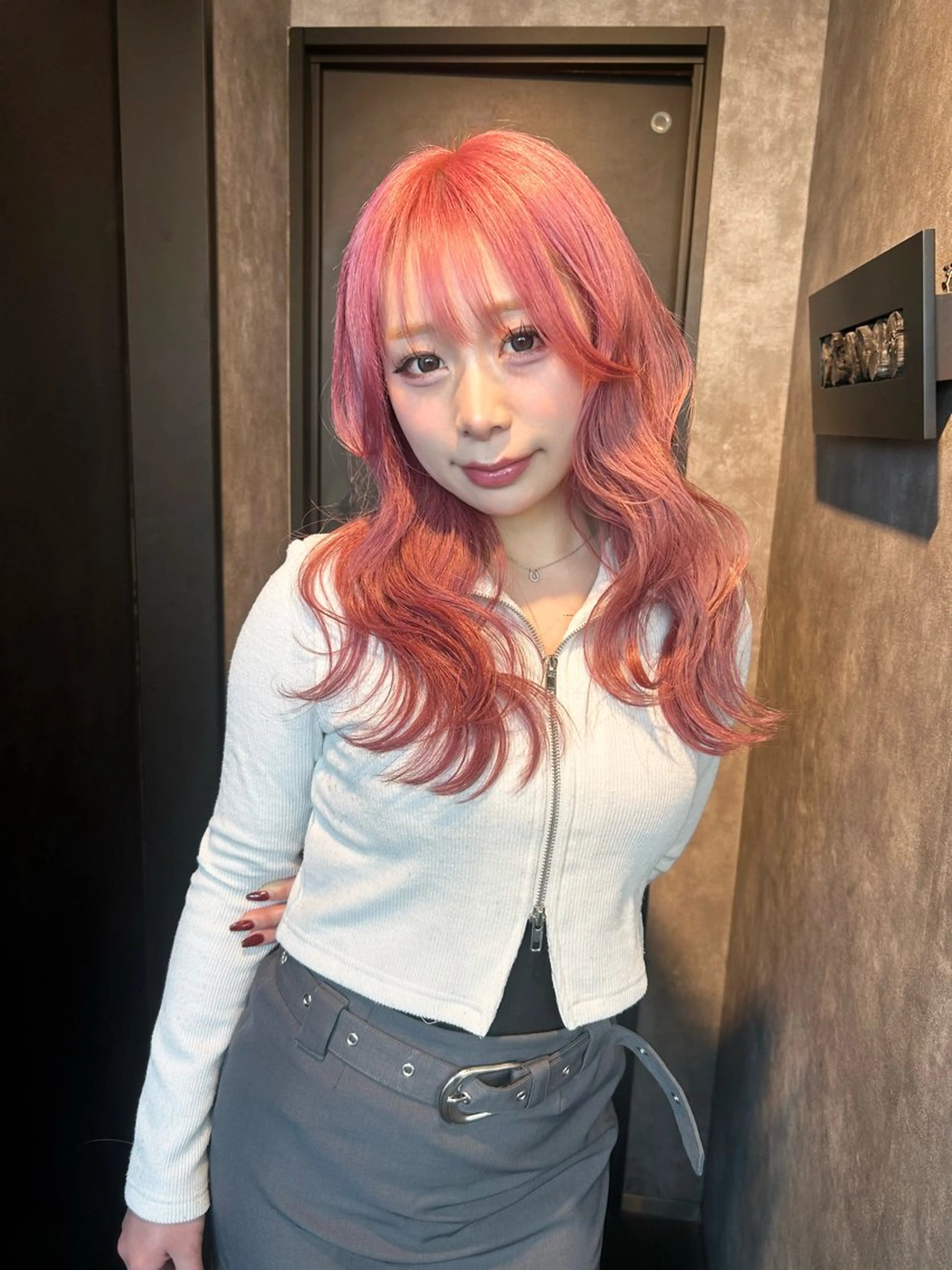 ミディアム ヘアカラー 鈴木 華奈のヘアスタイル