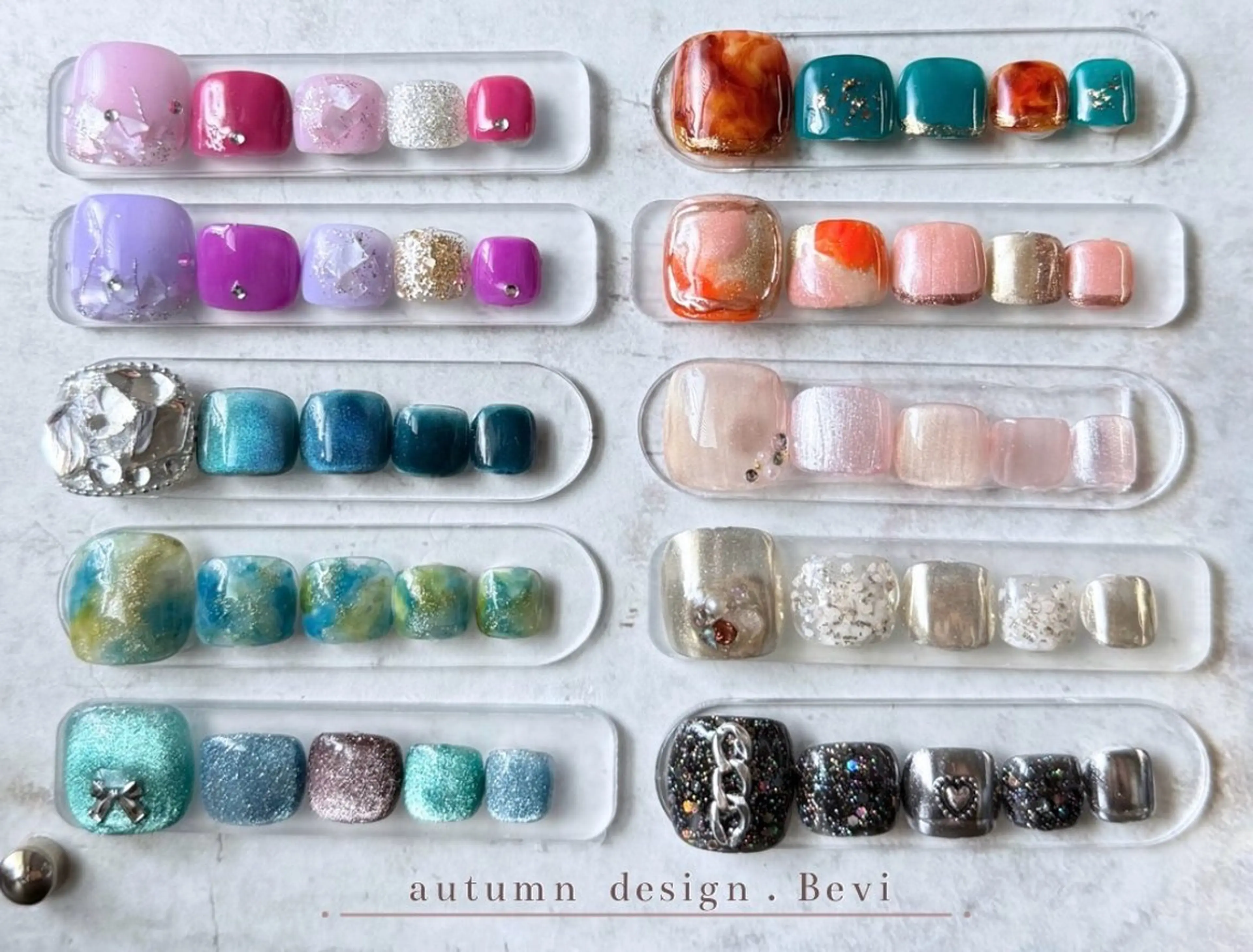 【フット・ジェルネイル】🤍定額デザイン🤍ソフトジェルオフ無料（フィルイン込み）の写真