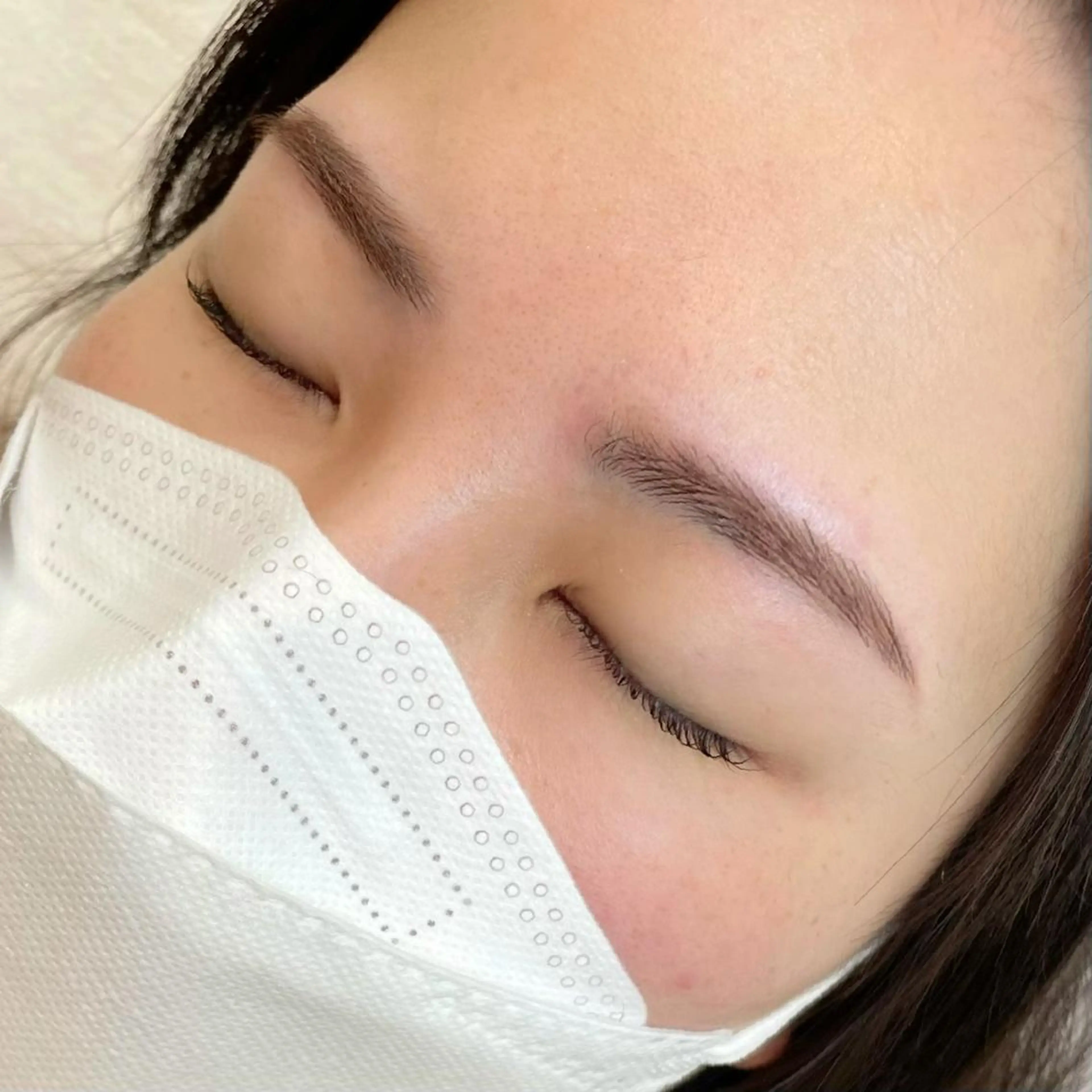 アイブロウ ワックス脱毛 sara lazo 県病院前のマツエク・マツパデザイン