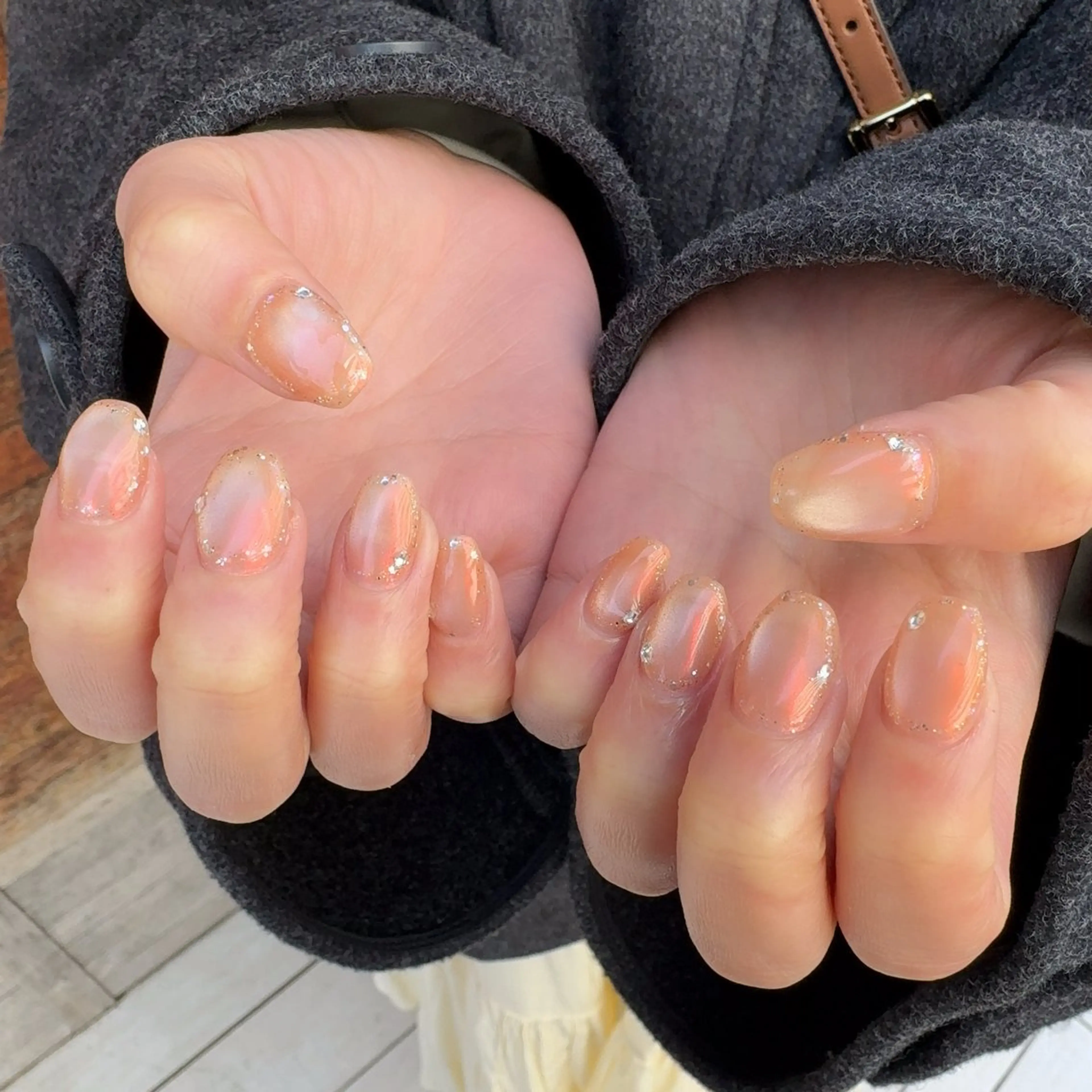 ネイル マグネットネイル ミラーネイル ニュアンスネイル 🌺🌴N. Rita🥥のネイルデザイン