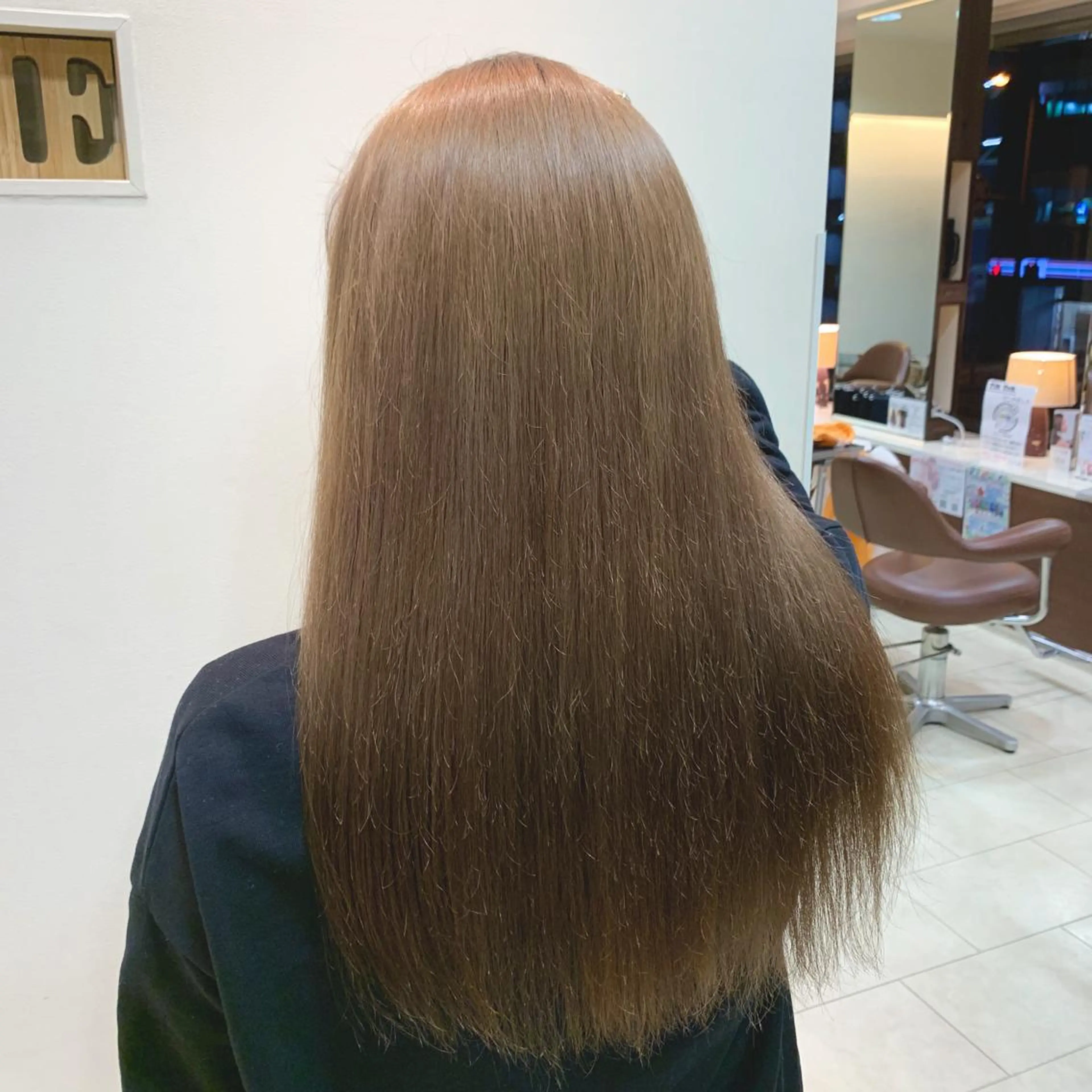 ロング 天王寺ハイトーン rinkaのヘアスタイル