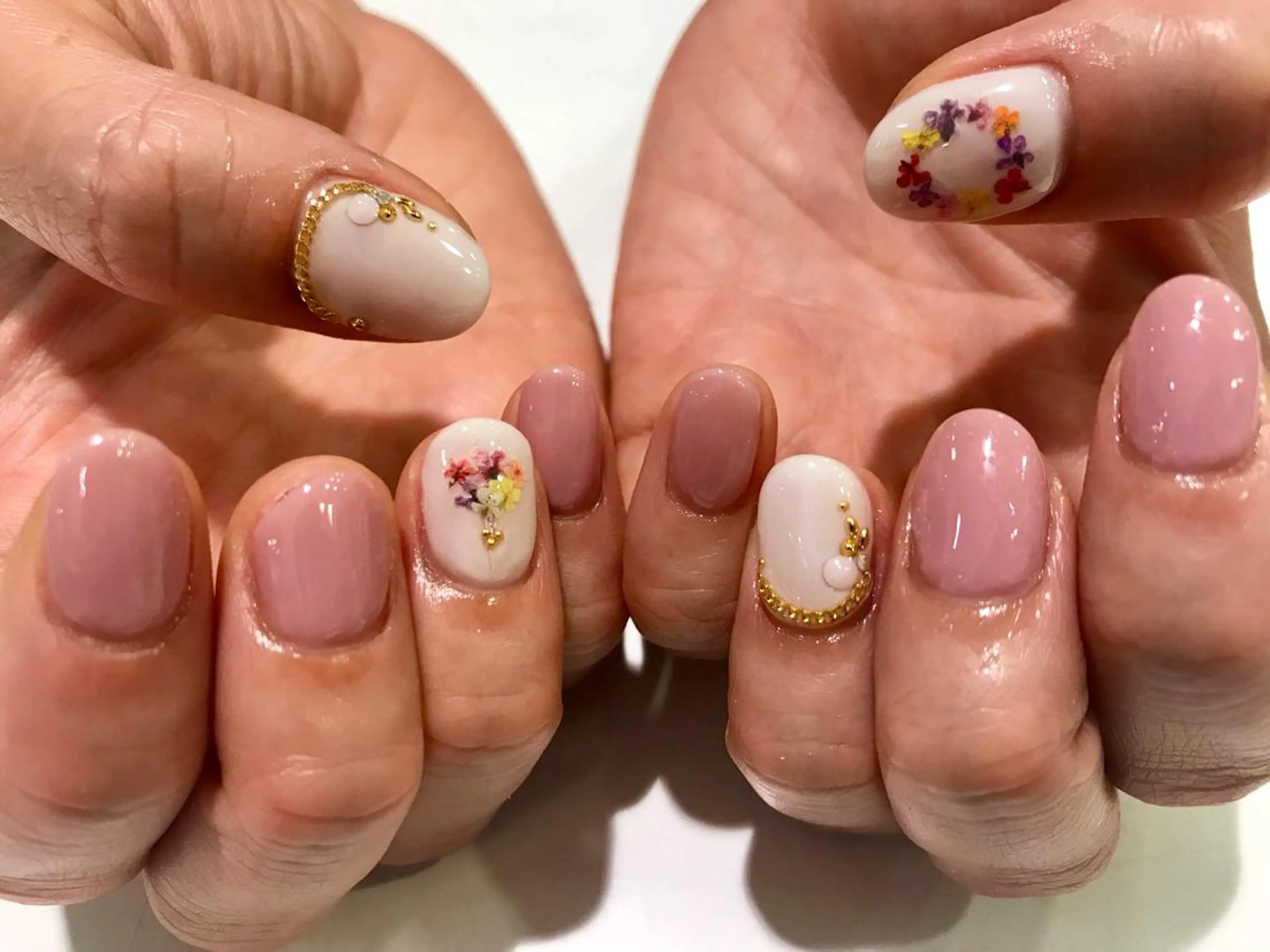 ネイル ハンドネイル ハンドケア Charme. NOBUKOのネイルデザイン