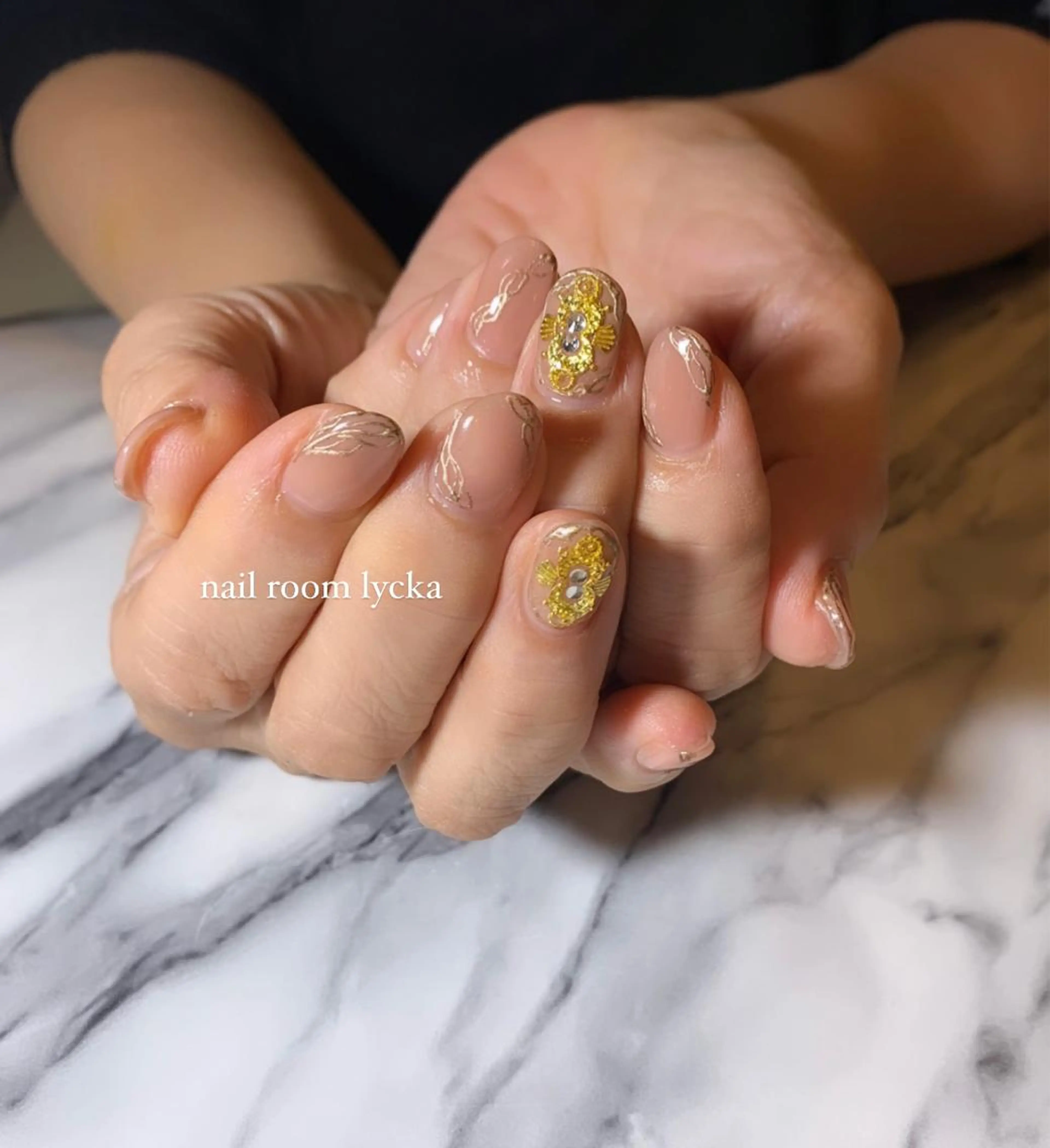 ネイル ﾈｲﾙﾙｰﾑﾘｯｶ 𝐦𝐚𝐲𝐮のネイルデザイン