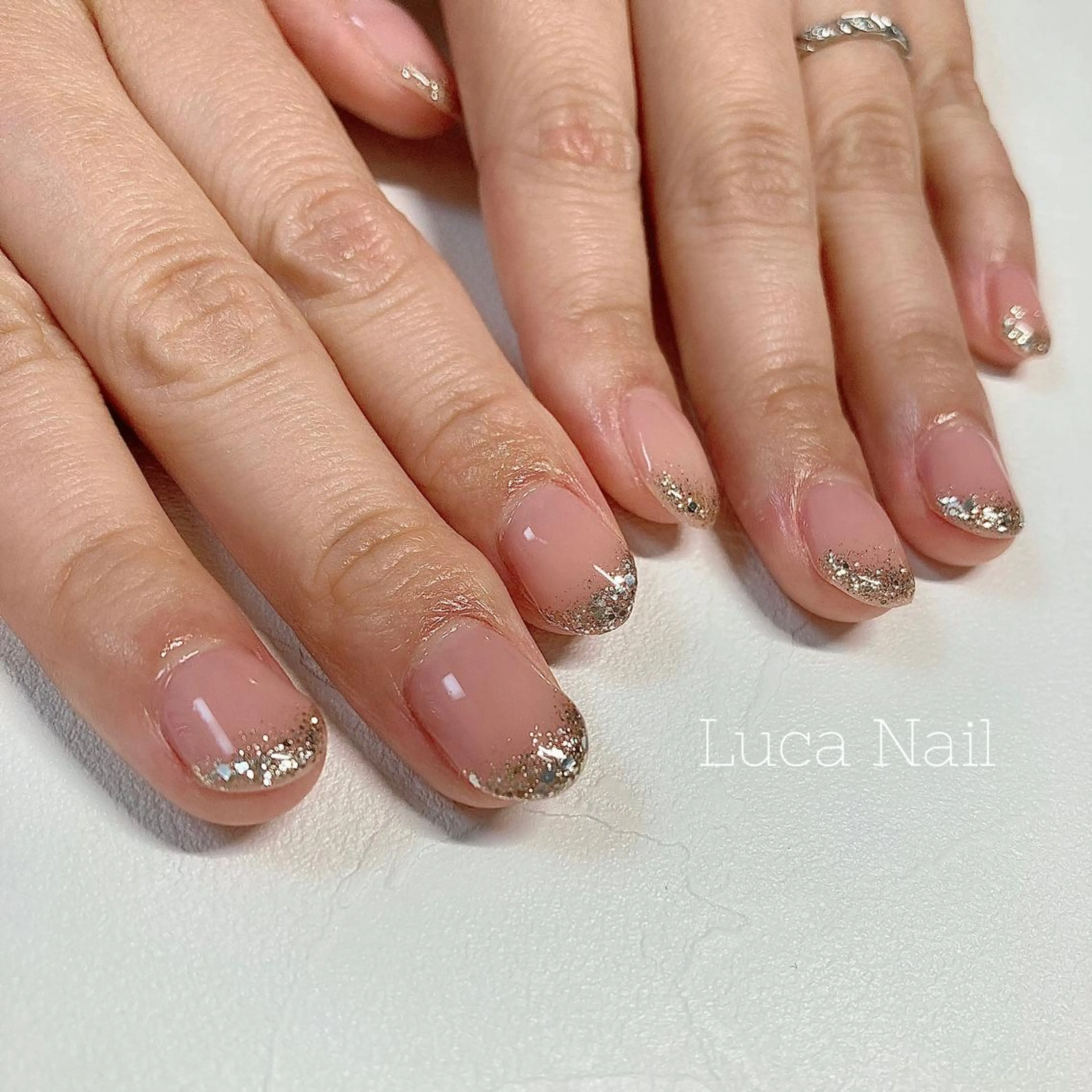 ネイル フレンチネイル ラメ(グリッター) Luca Nail所属・Luca Nail 🌼yu-kaのネイルデザイン