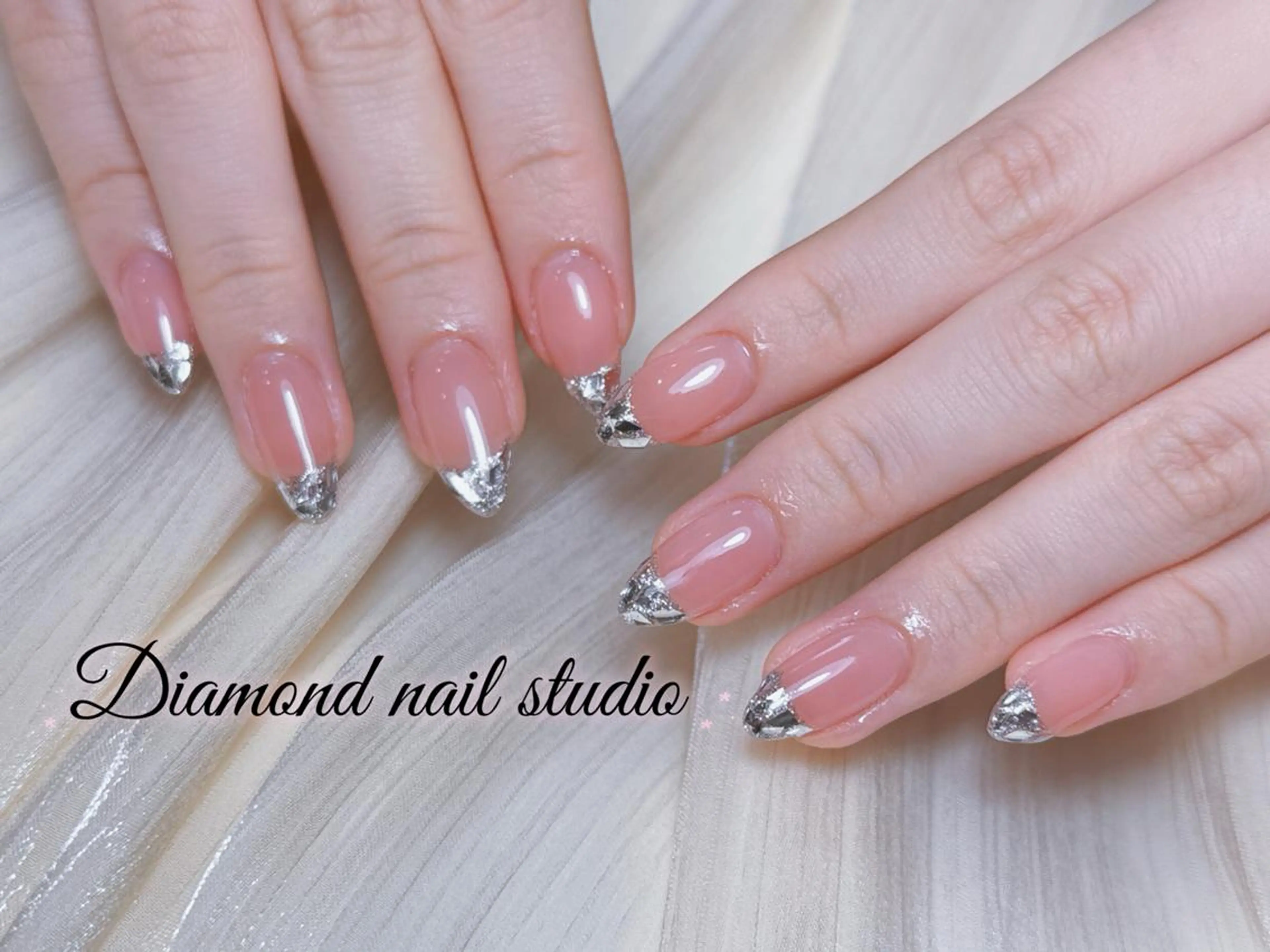 ネイル アートネイル オーロラネイル ガーリー キラキラネイル マグネットネイル ハンドネイル ハンドケア Diamond Kokona🩷のネイルデザイン