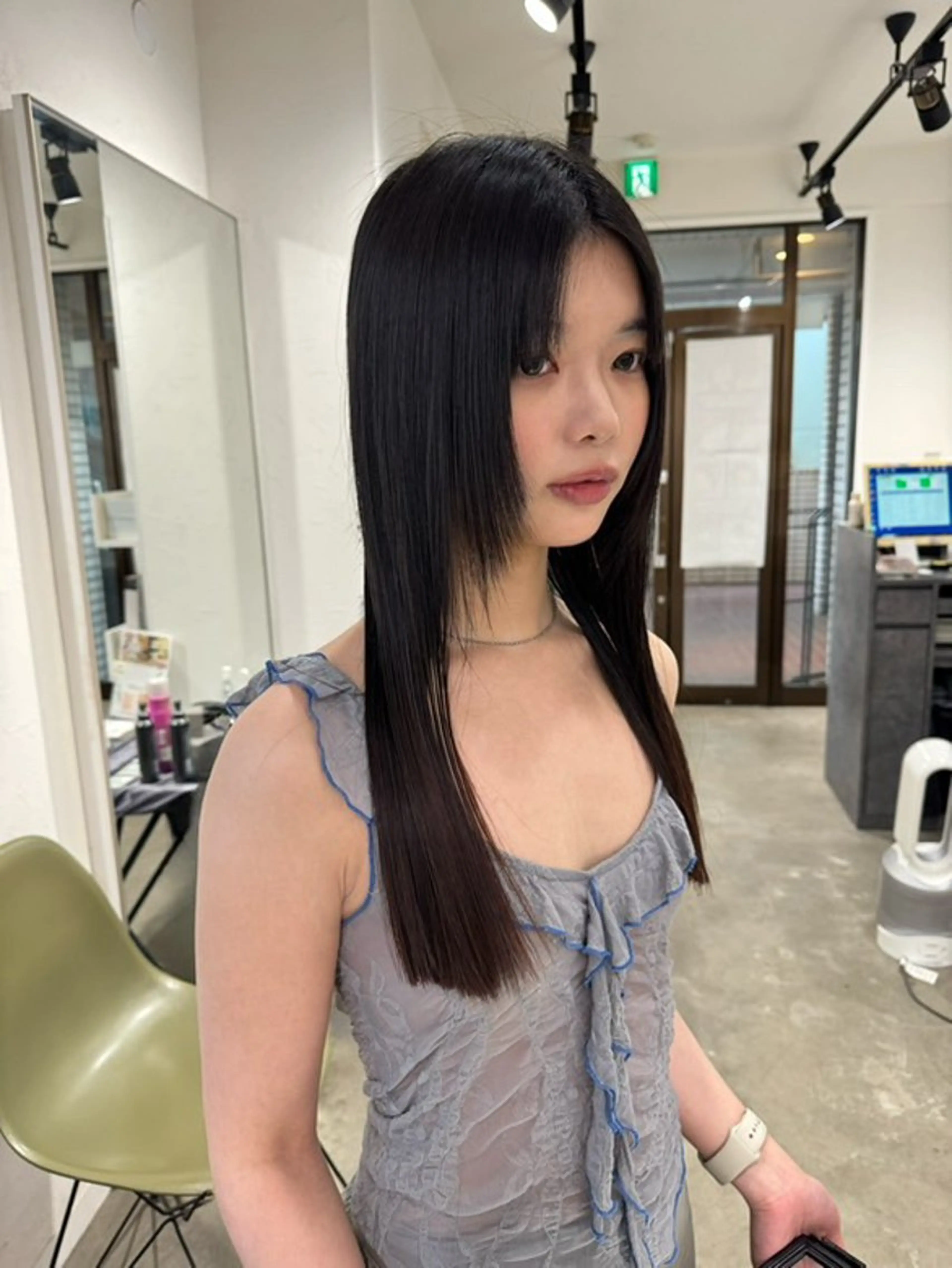 縮毛矯正 ハイトーン/レイヤー /艶カラー🎀のヘアスタイル