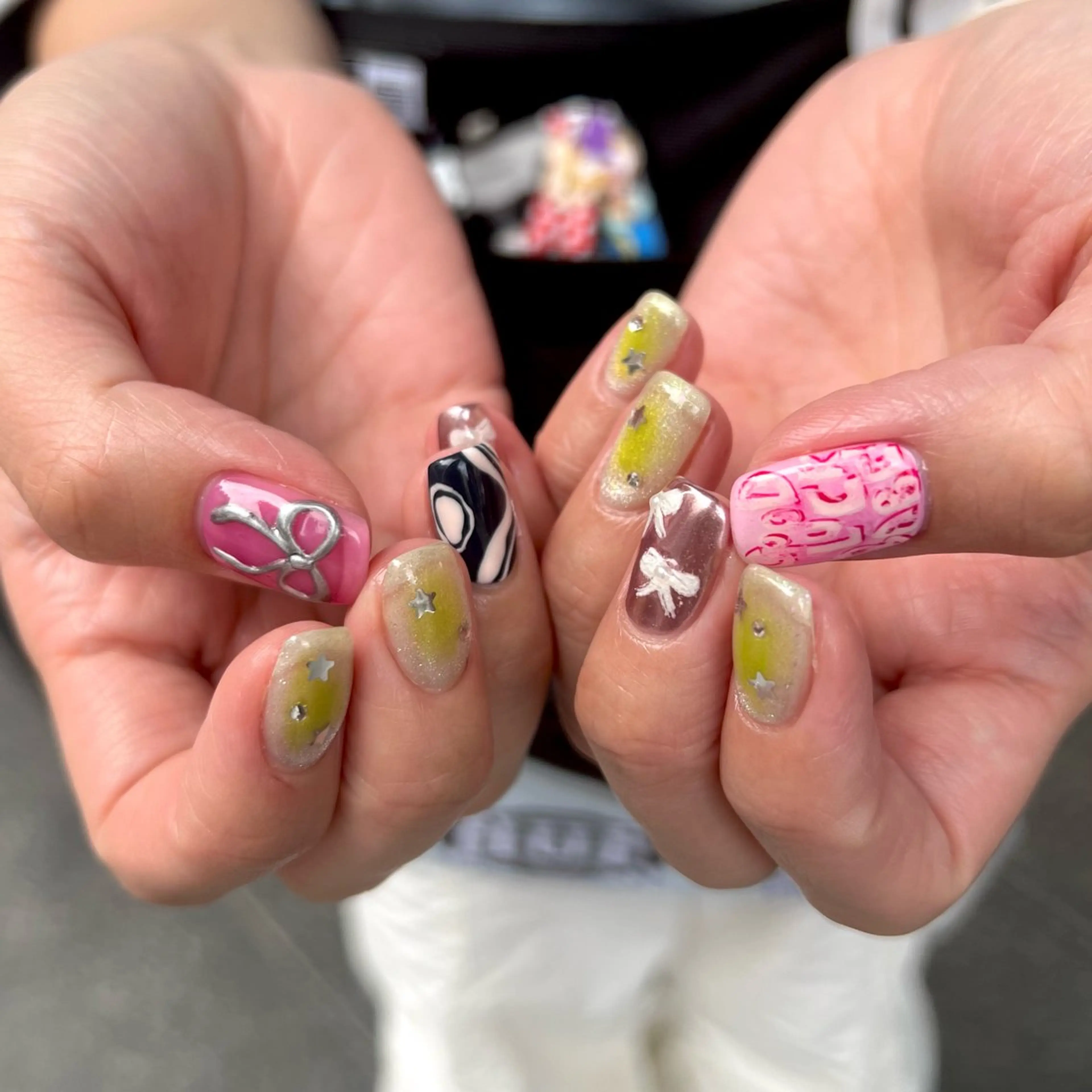 ネイル ハンドネイル 🧁🥕 asukaのネイルデザイン