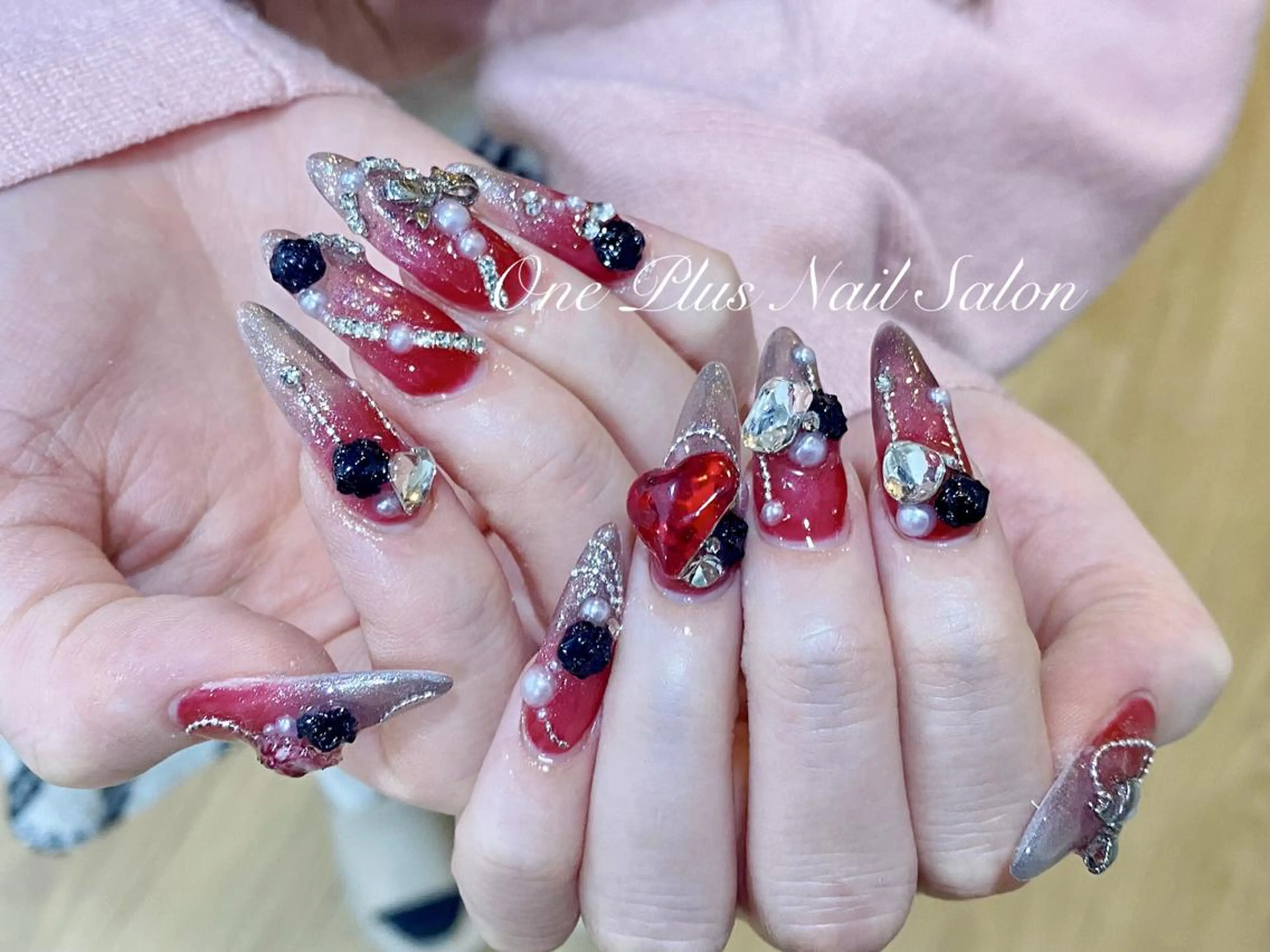 ネイル One plus あやのネイルデザイン