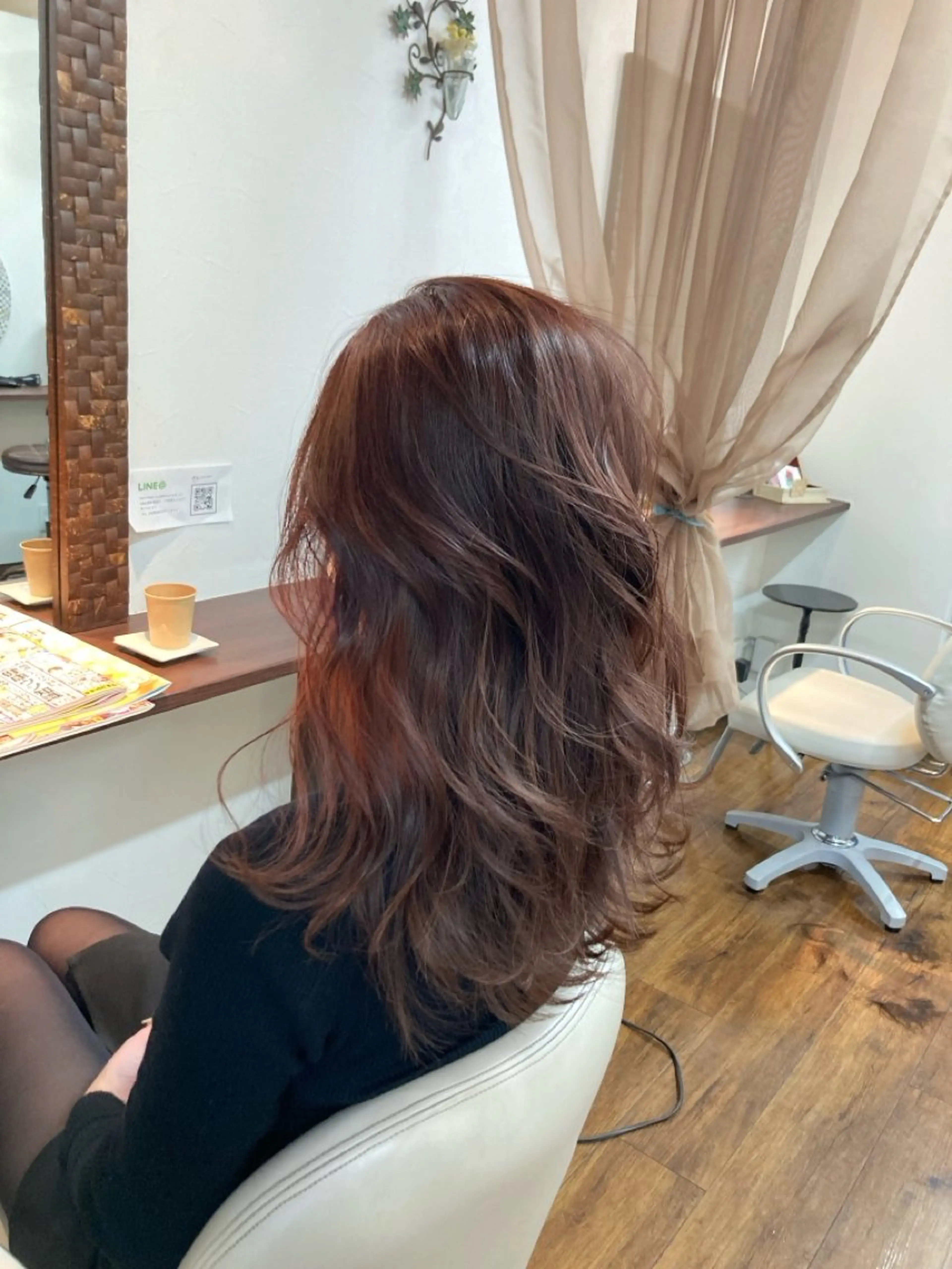 ロング one's heart所属・ヘアと眉Otsuka Hikari💆‍♀のヘアスタイル