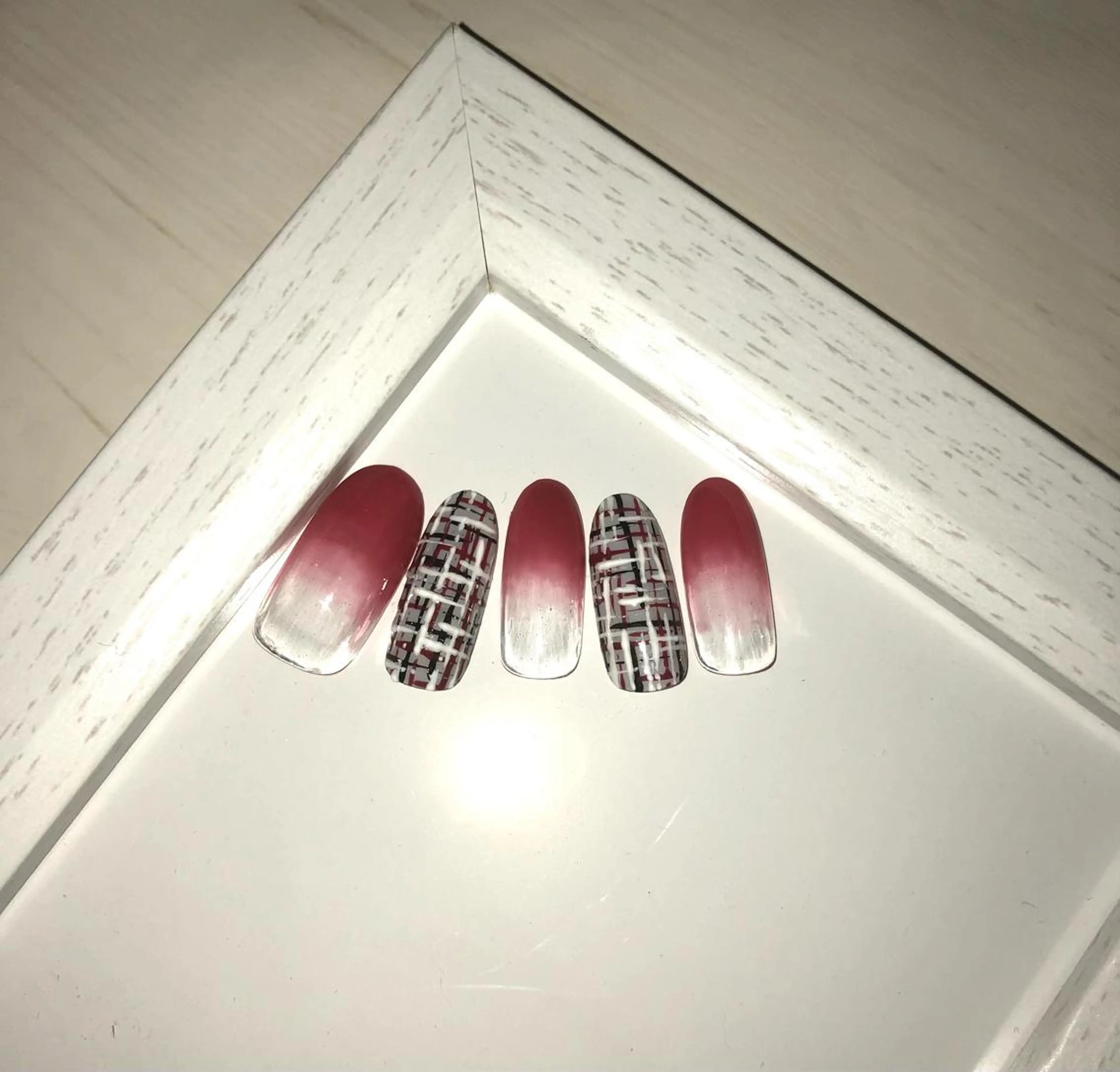 ネイル ハンドネイル privatenailsalon me所属・kato tomomiのネイルデザイン