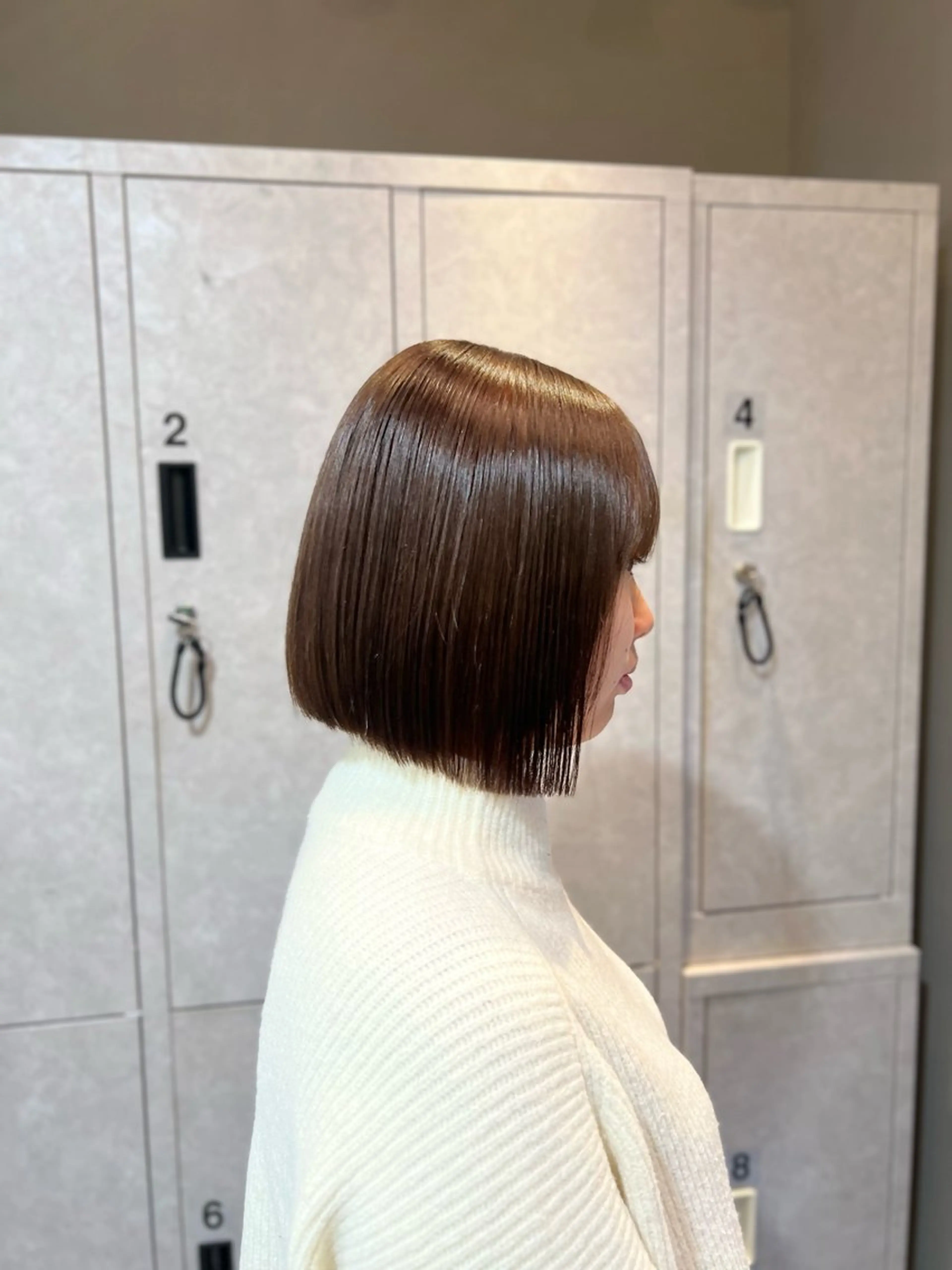 ショート カラー 切りっぱなしボブ ボブ 神戸ボブ✂️ ioe三宮/田 伸佳のヘアスタイル