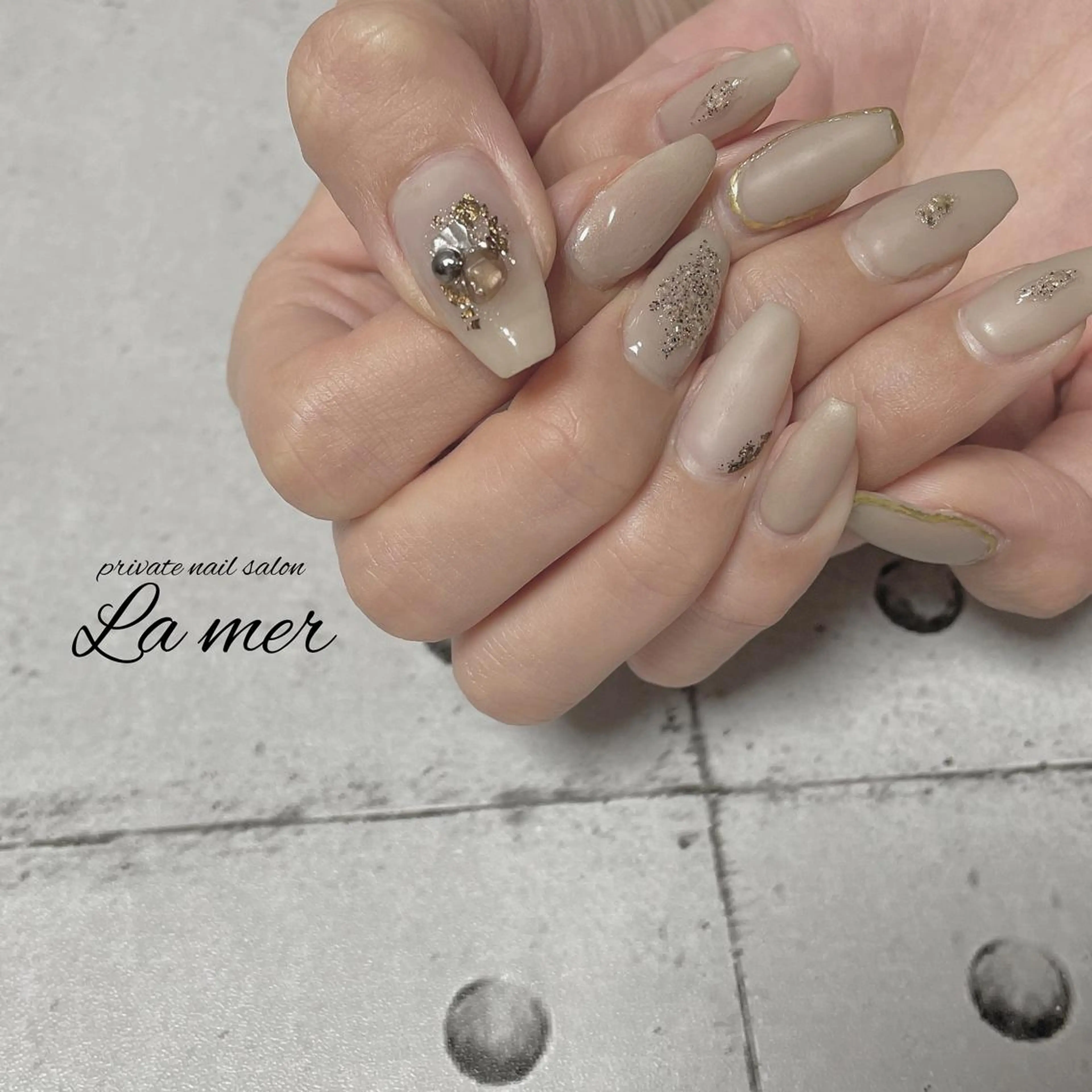 ネイル ニュアンスネイル privatesalon Laulii所属・Laulii RIKAのネイルデザイン